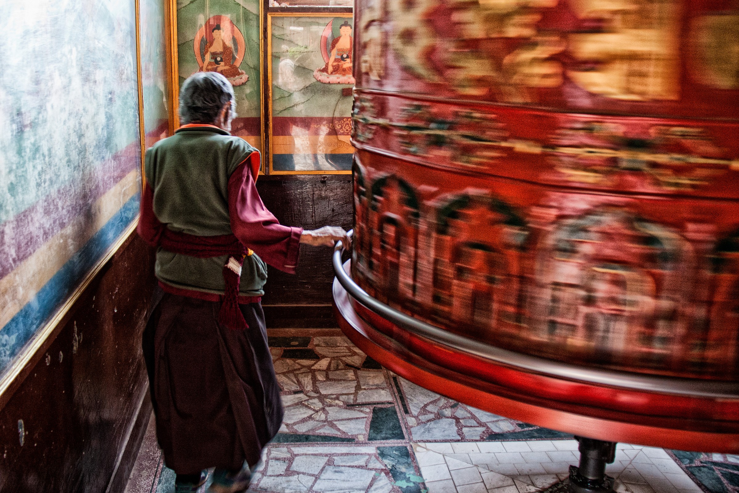 Kathmandu - near the temple Boudanath