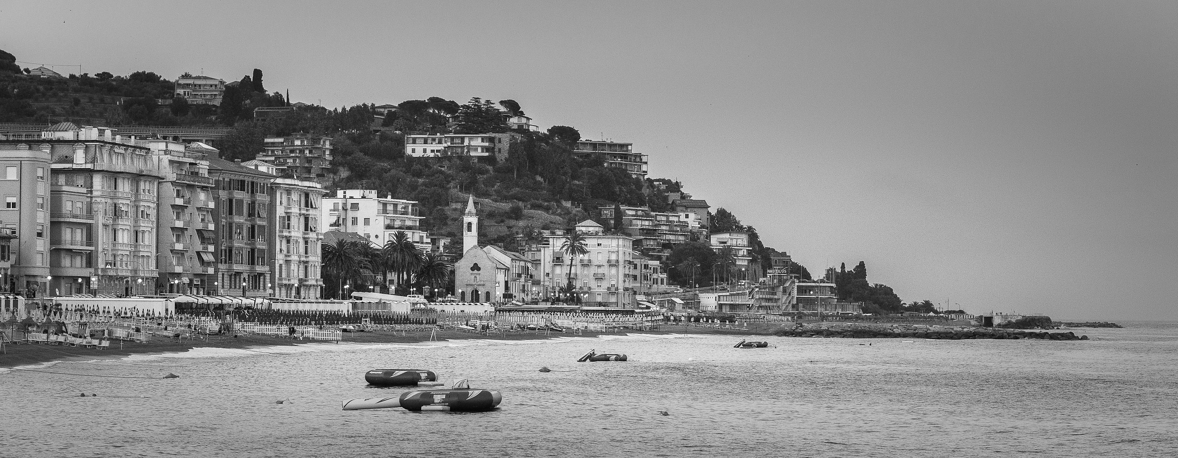 Varazze una sera d'estate in BN