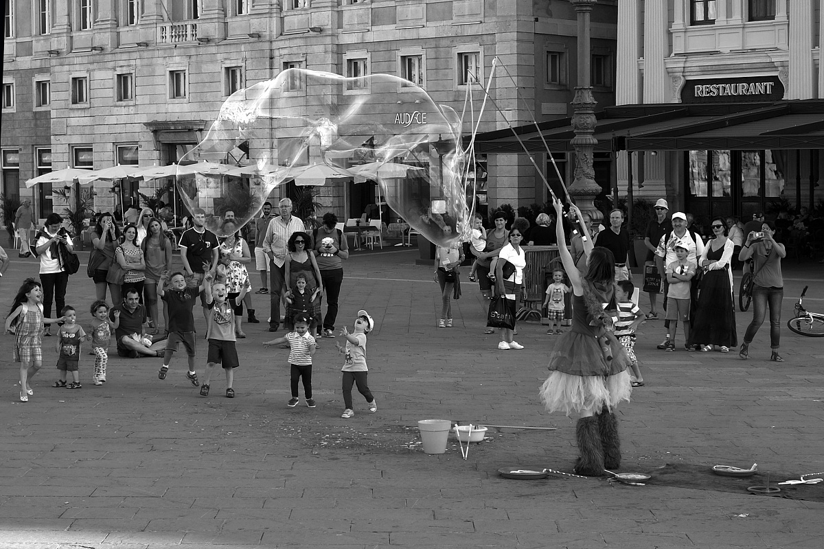 Children and bubbles