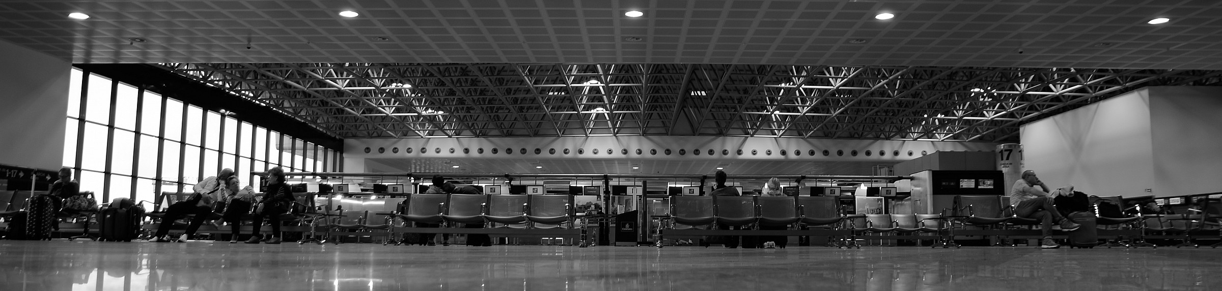 Malpensa Terminal 1...please waiting
