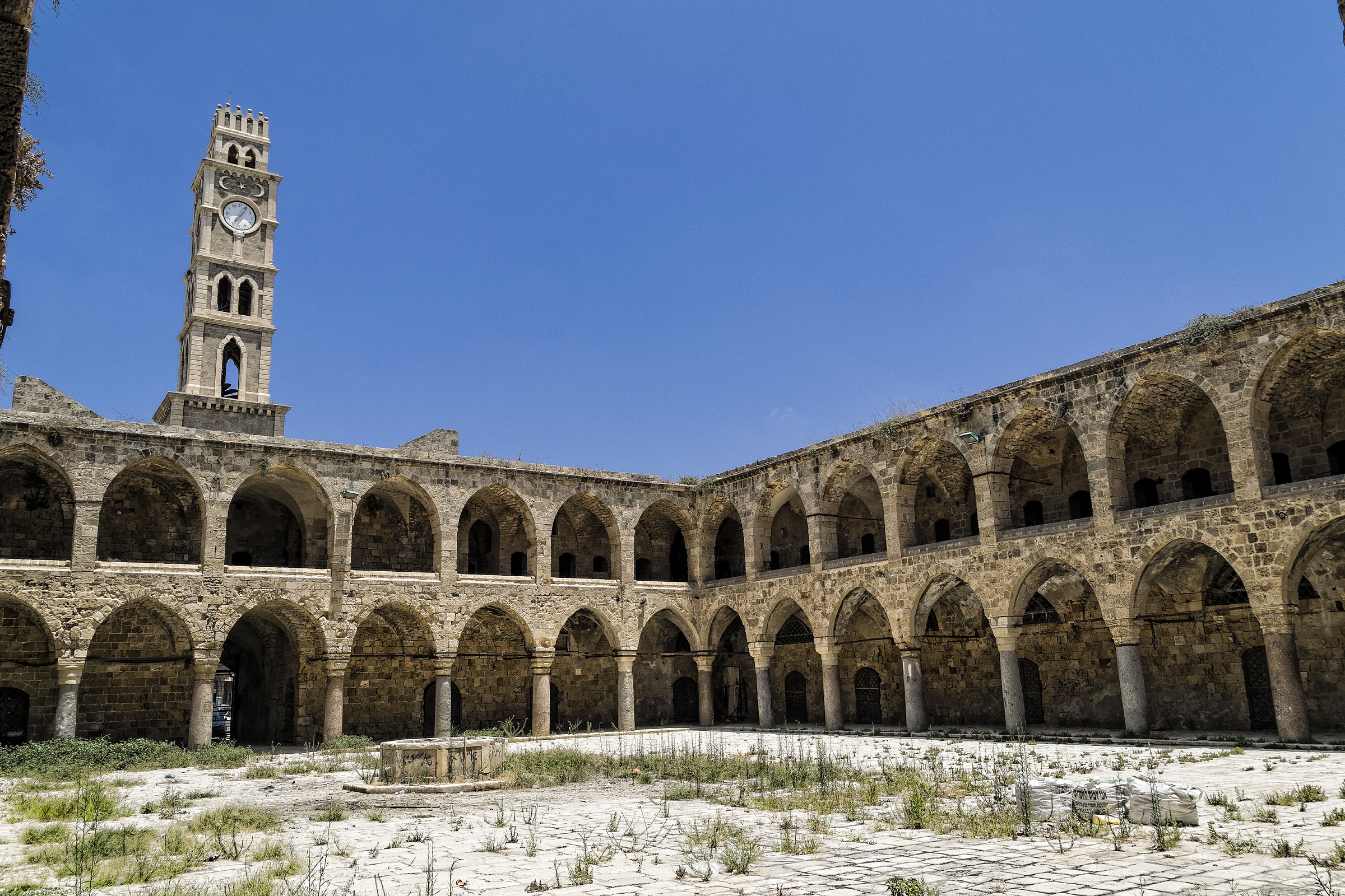 The courtyard of the Templars