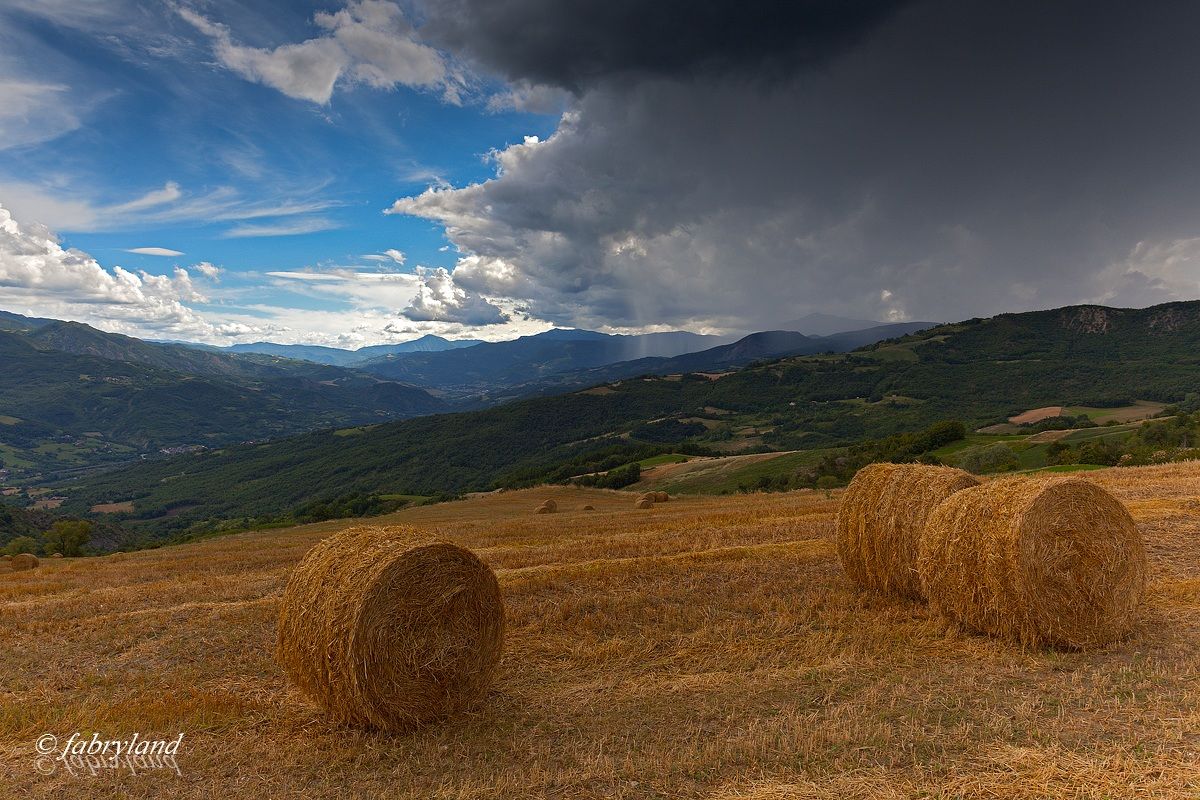 e' in arrivo la tempesta