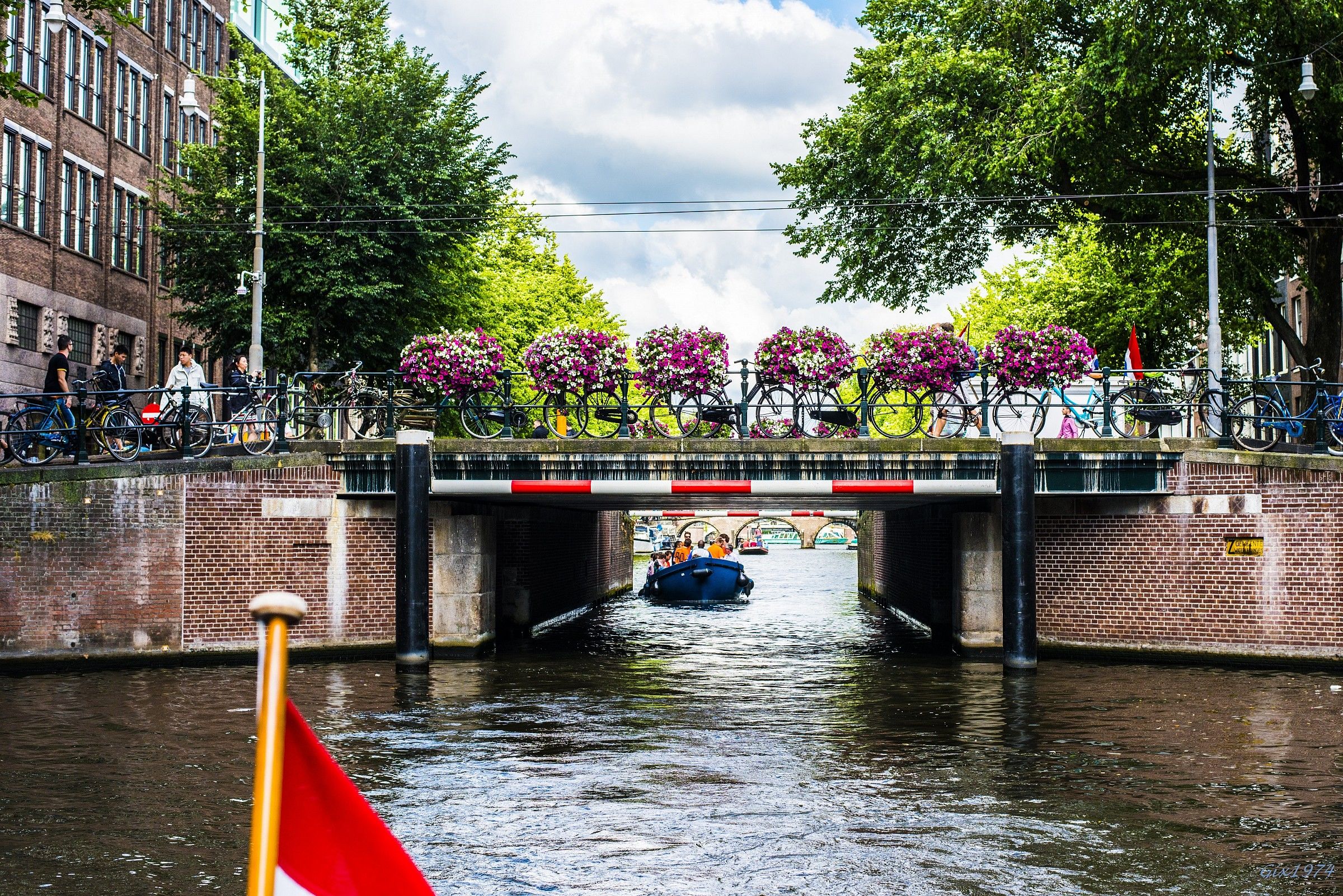 Dal battello sui canali di Amsterdam