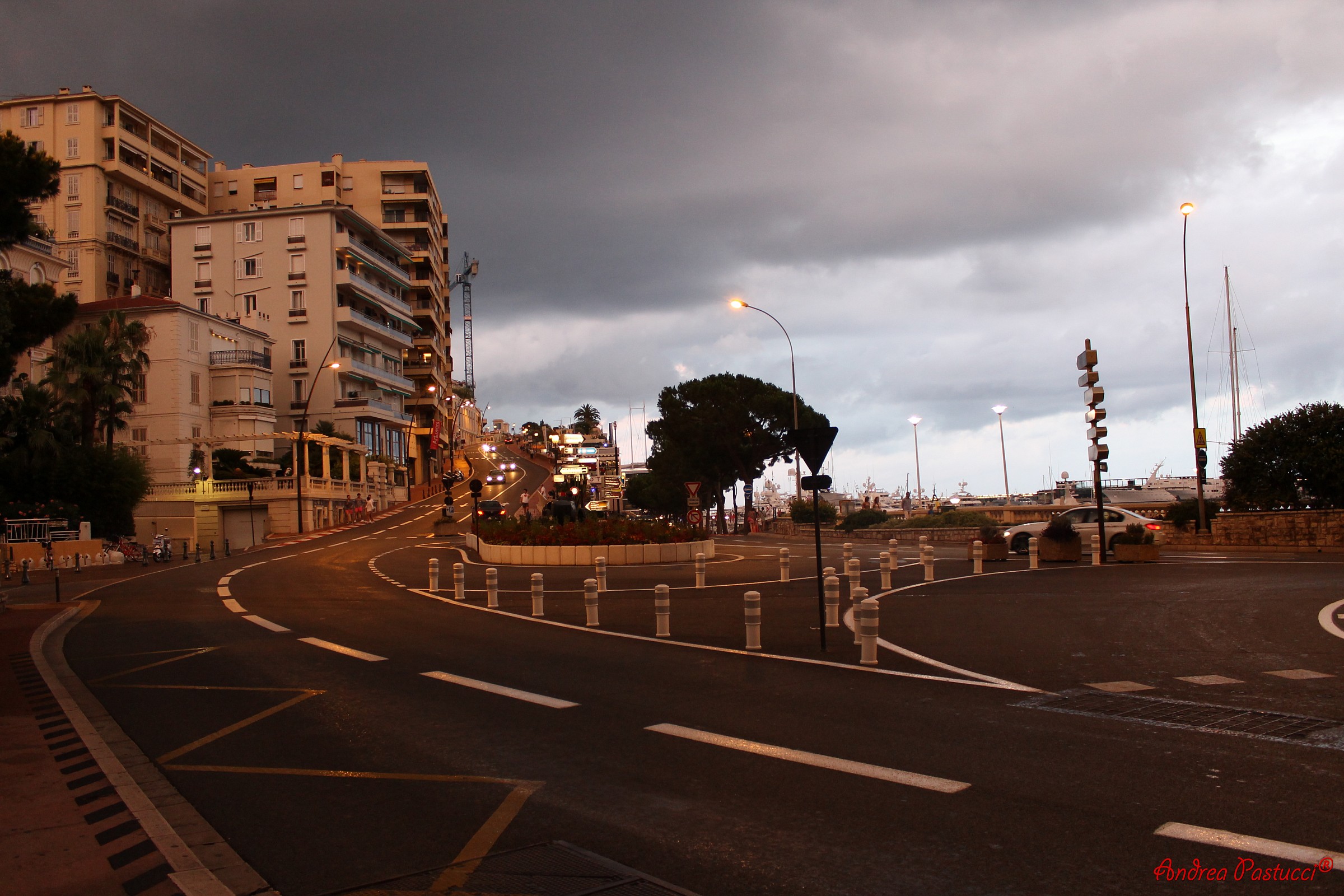 su in picchiata verso il Casinò - circuito di Monaco