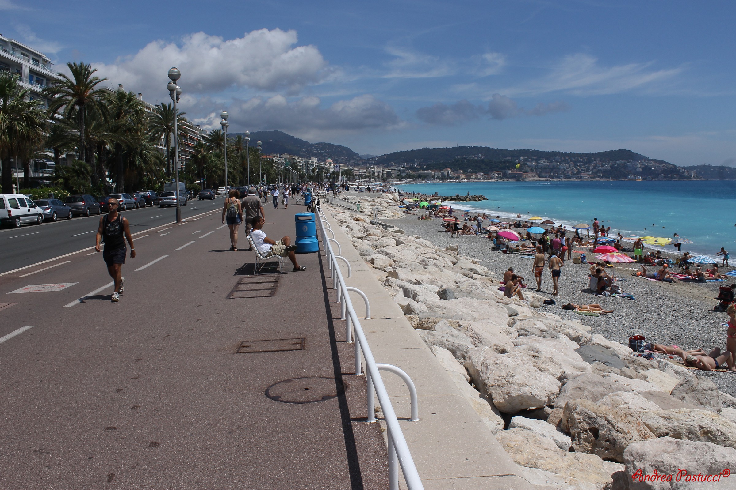 jogging sulla promenade o tuffo in mare? - Nizza