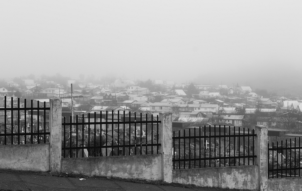 Cemetery on a foggy day (Río Negro)