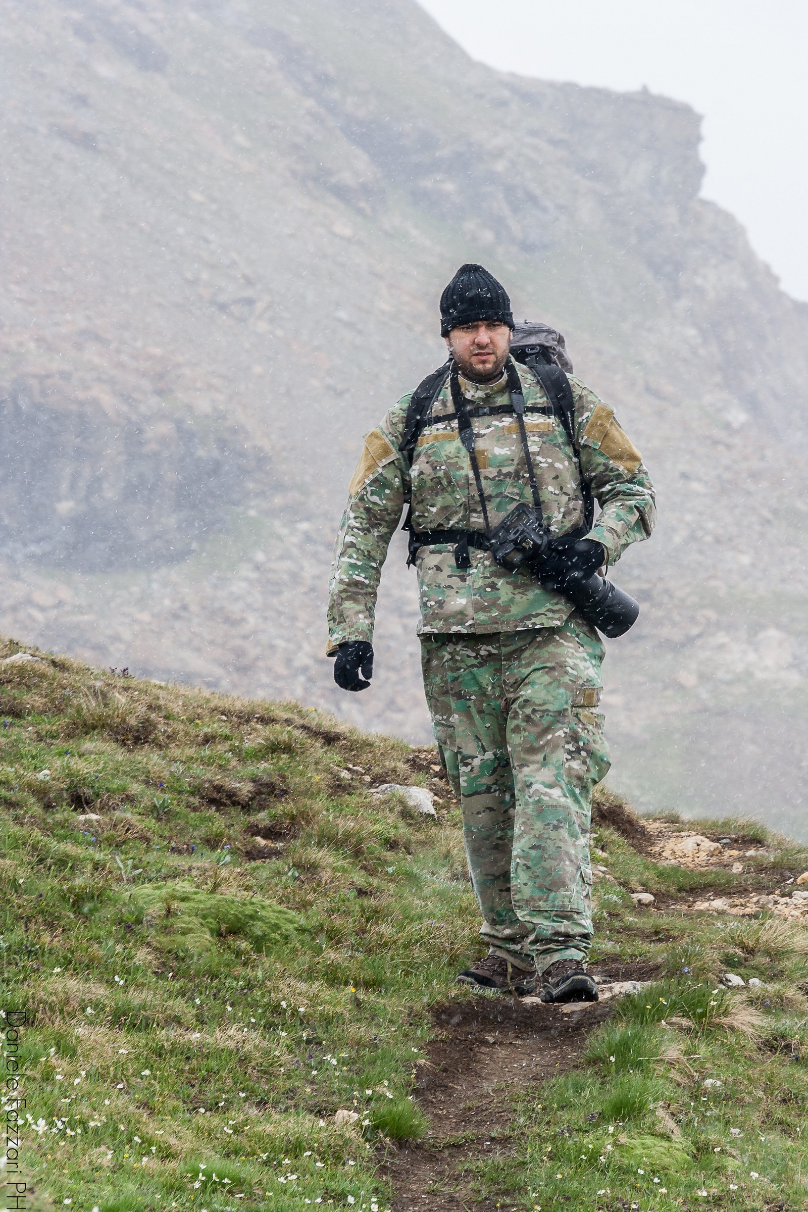 The brave photographer