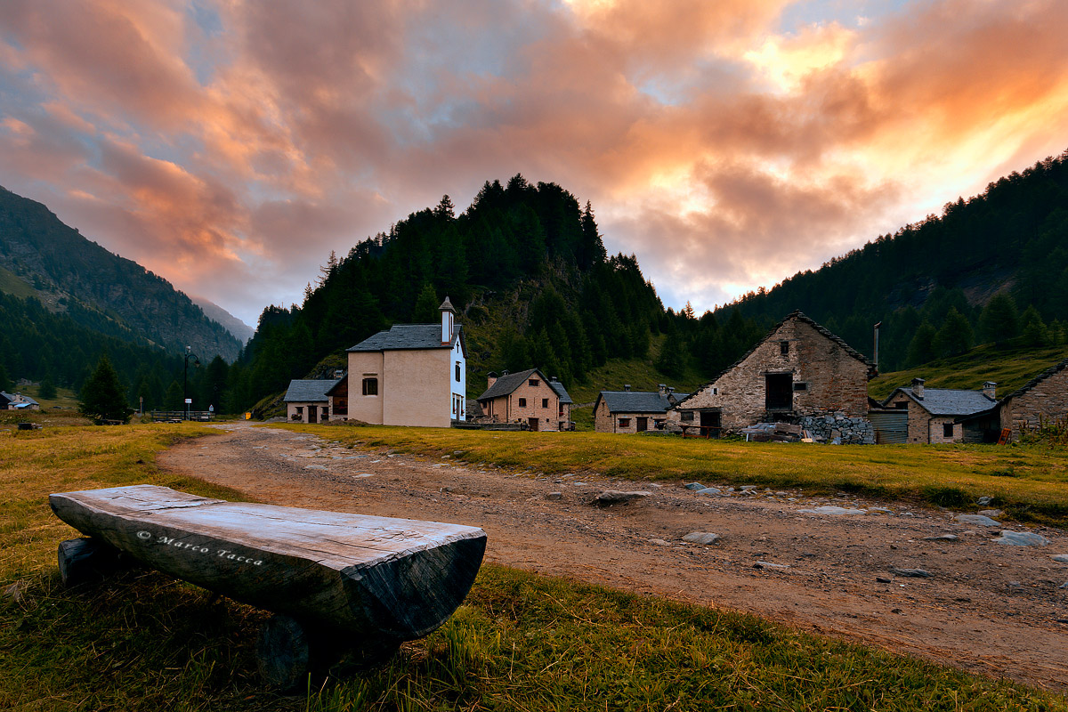 Sunrise at Crampiolo