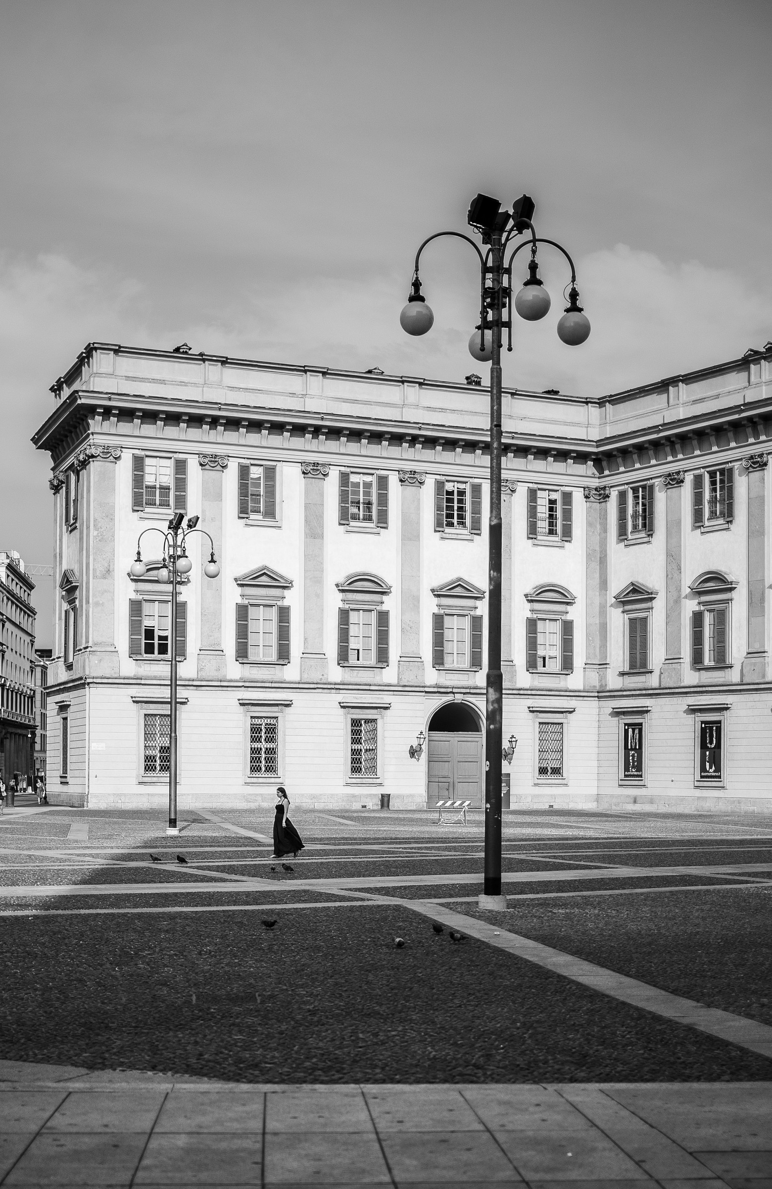 Milano Antica - La Donna al Palazzo Reale