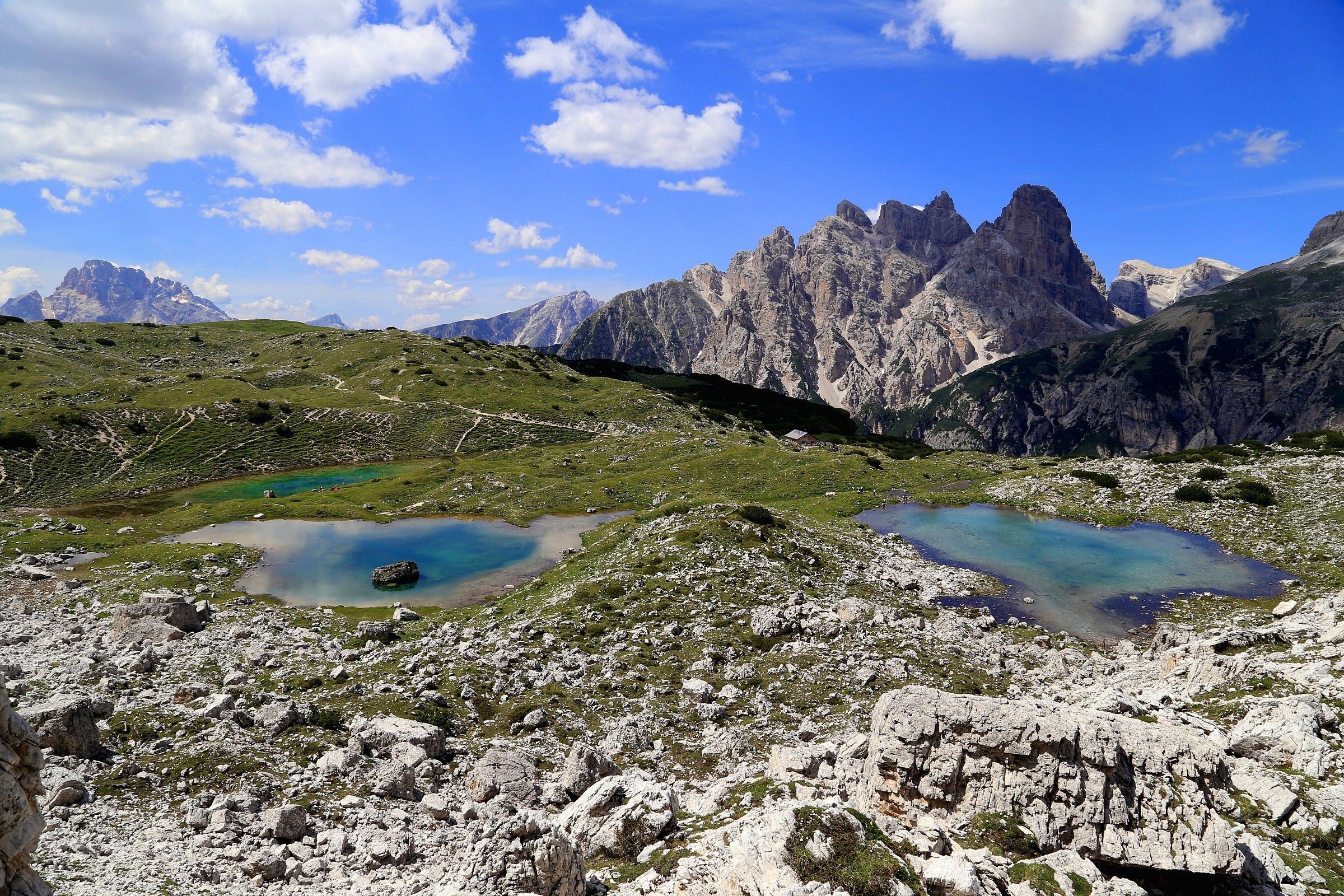 to conclude this gallery all three lakes insiem