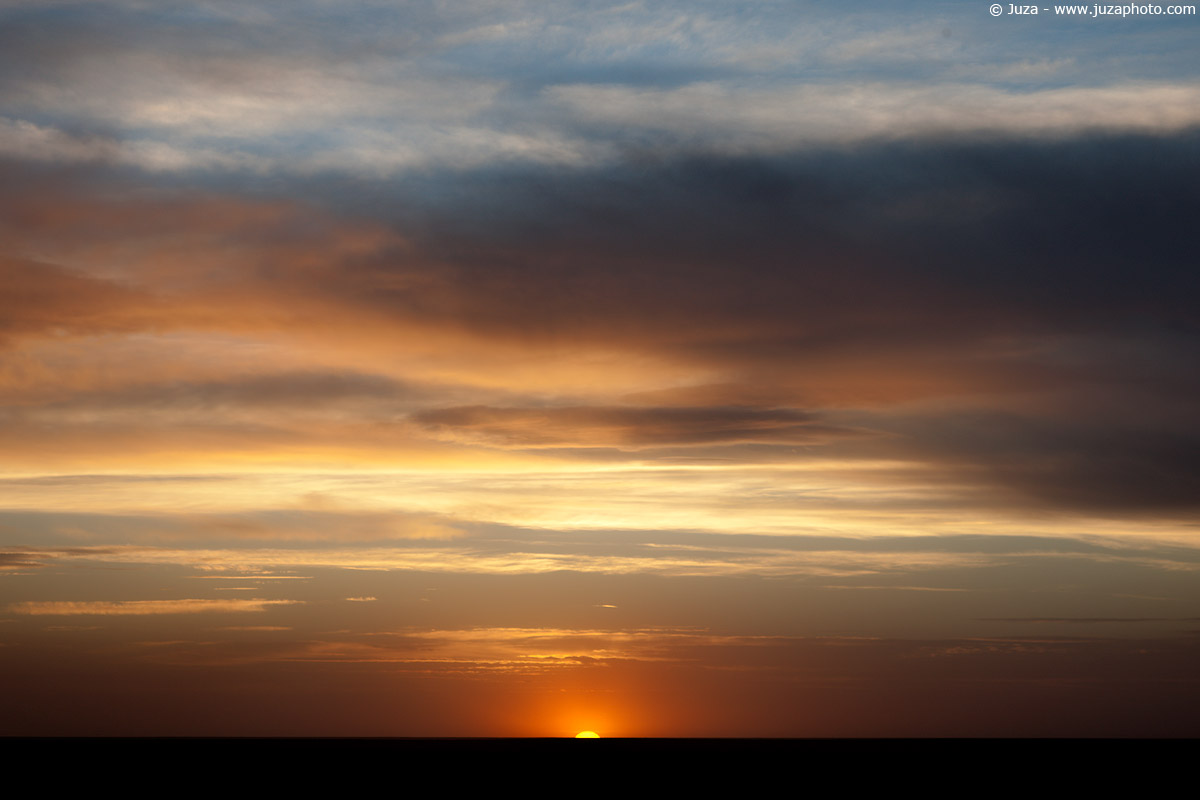 Sunset at Valdes, 011693