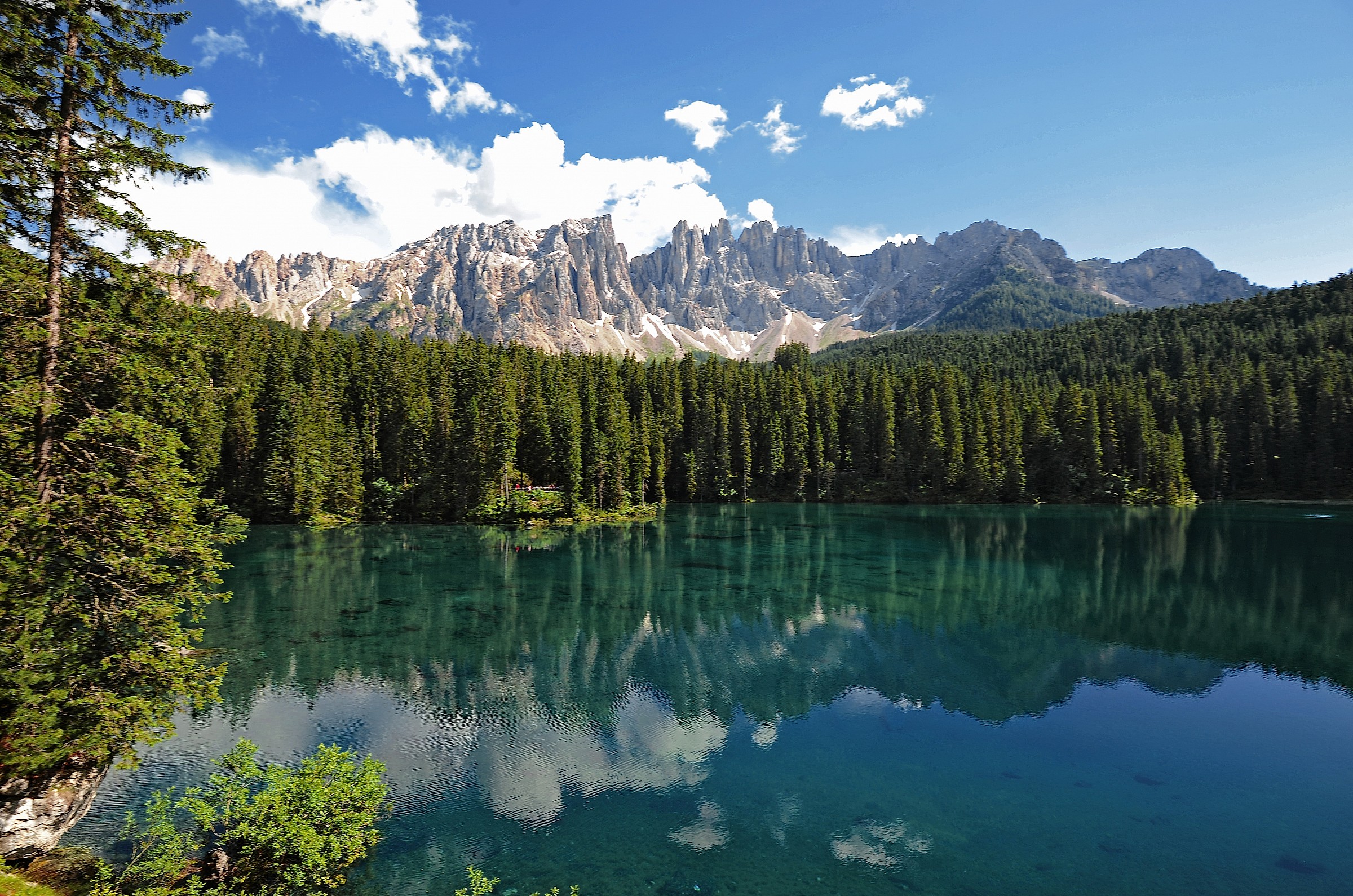 Lago di Carezza e Latemar