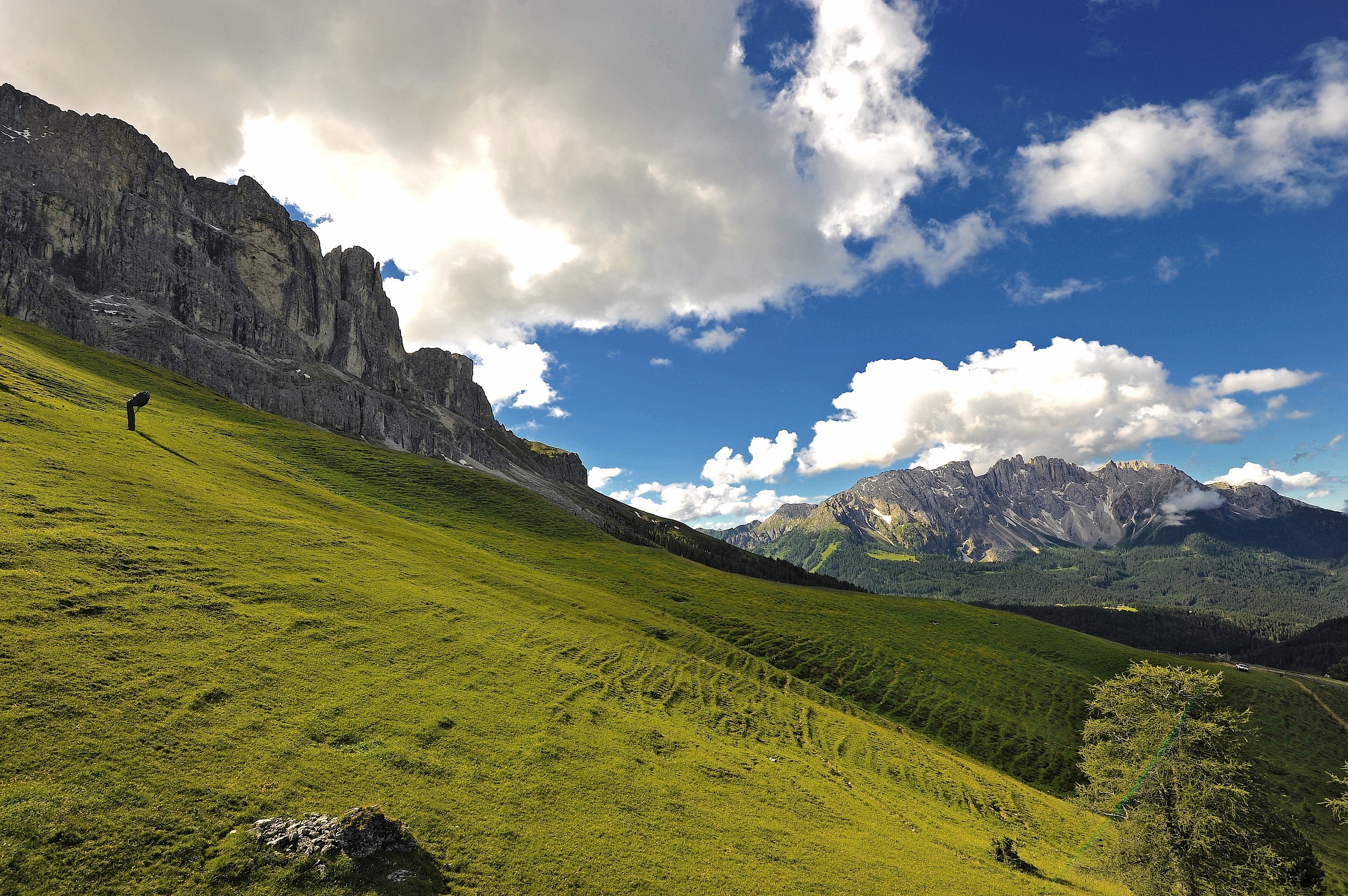Rosengarten and Latemar from the cable car