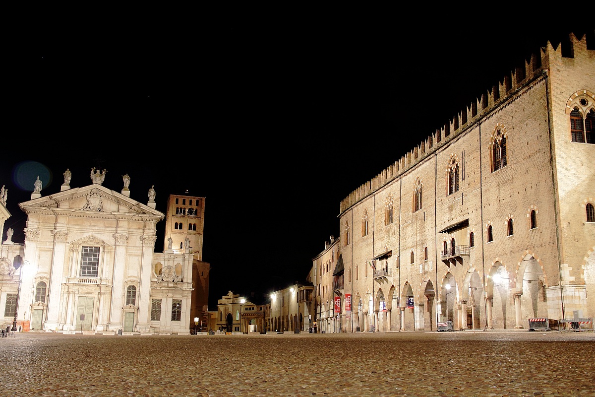 Mantua - Piazza Sordello