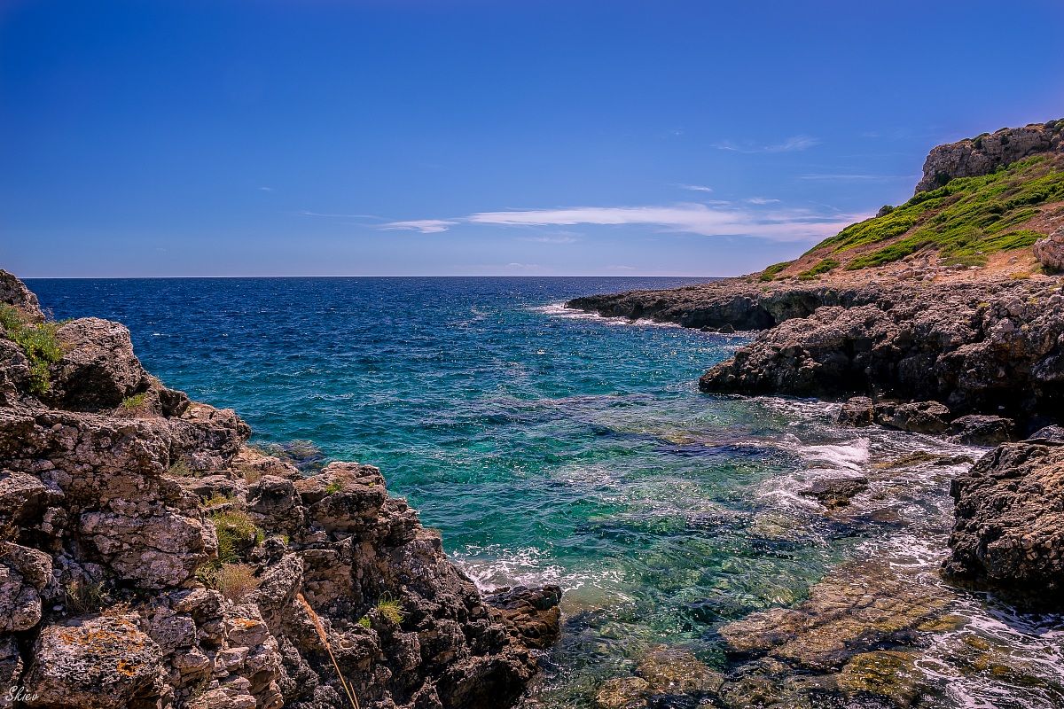 The colors of the sea