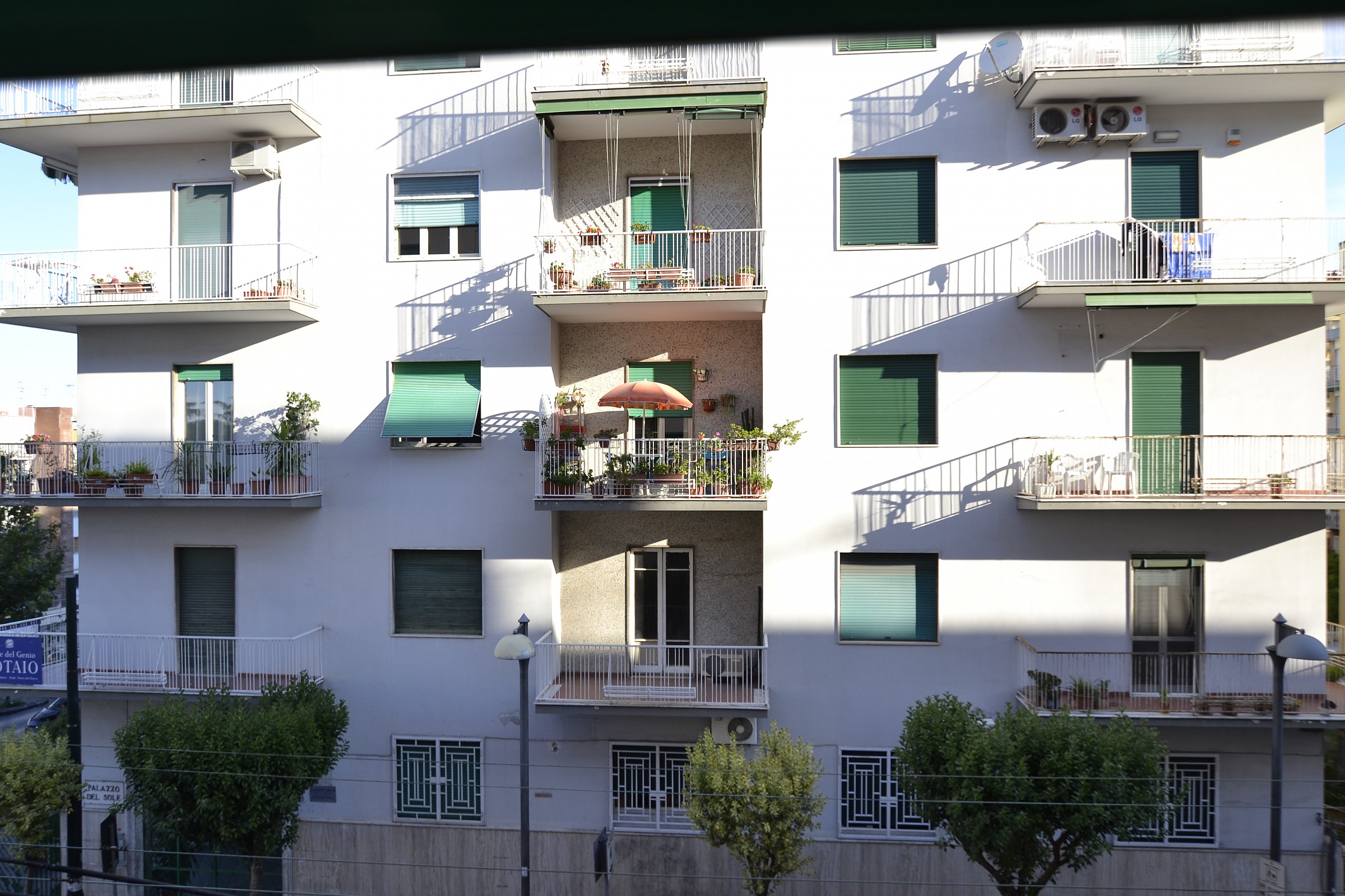 8749813-lf16_fn35_iso200_1-800sec