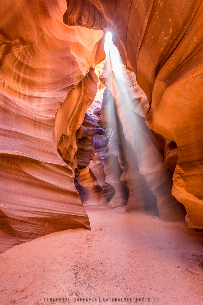 Antelope canyon magic lights