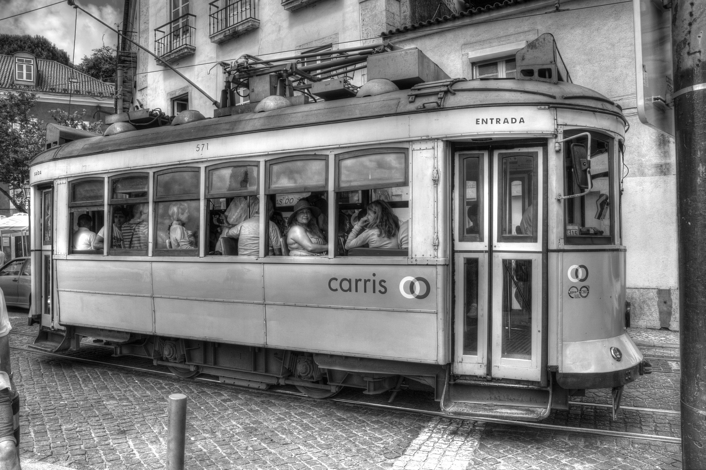 28 tram