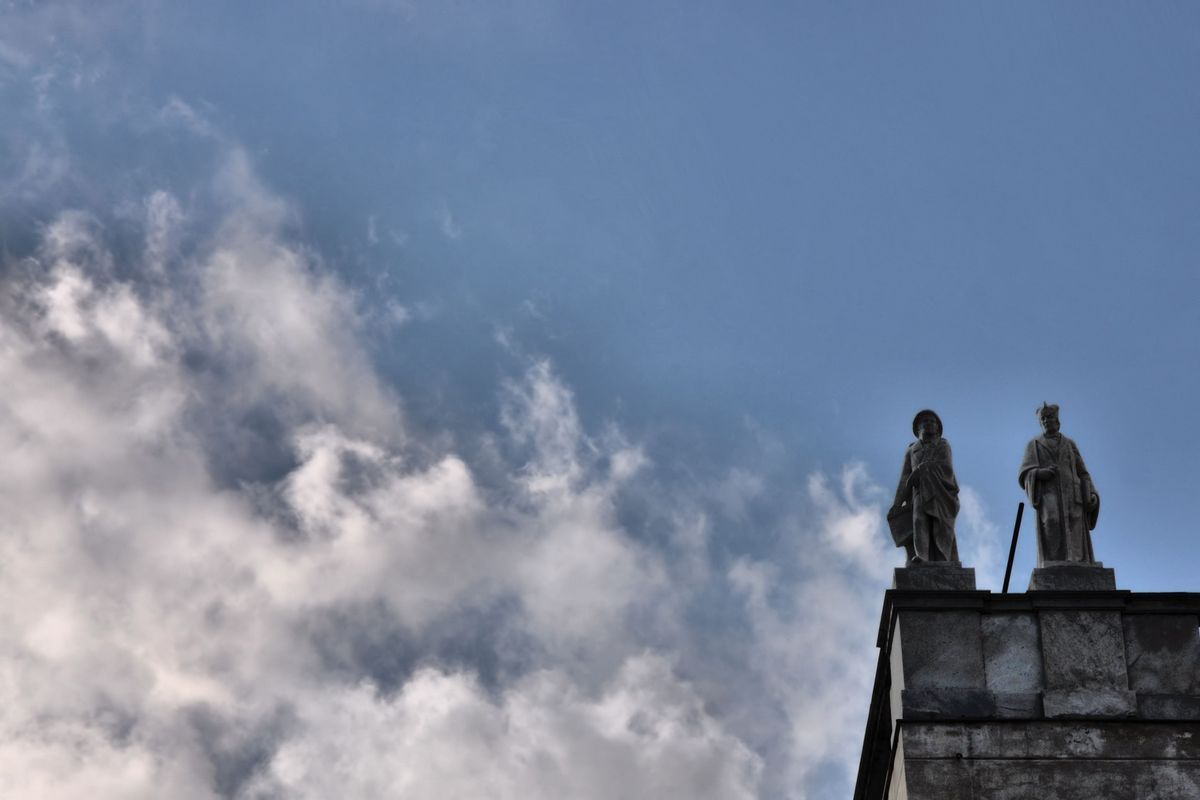 Guardians of the sky
