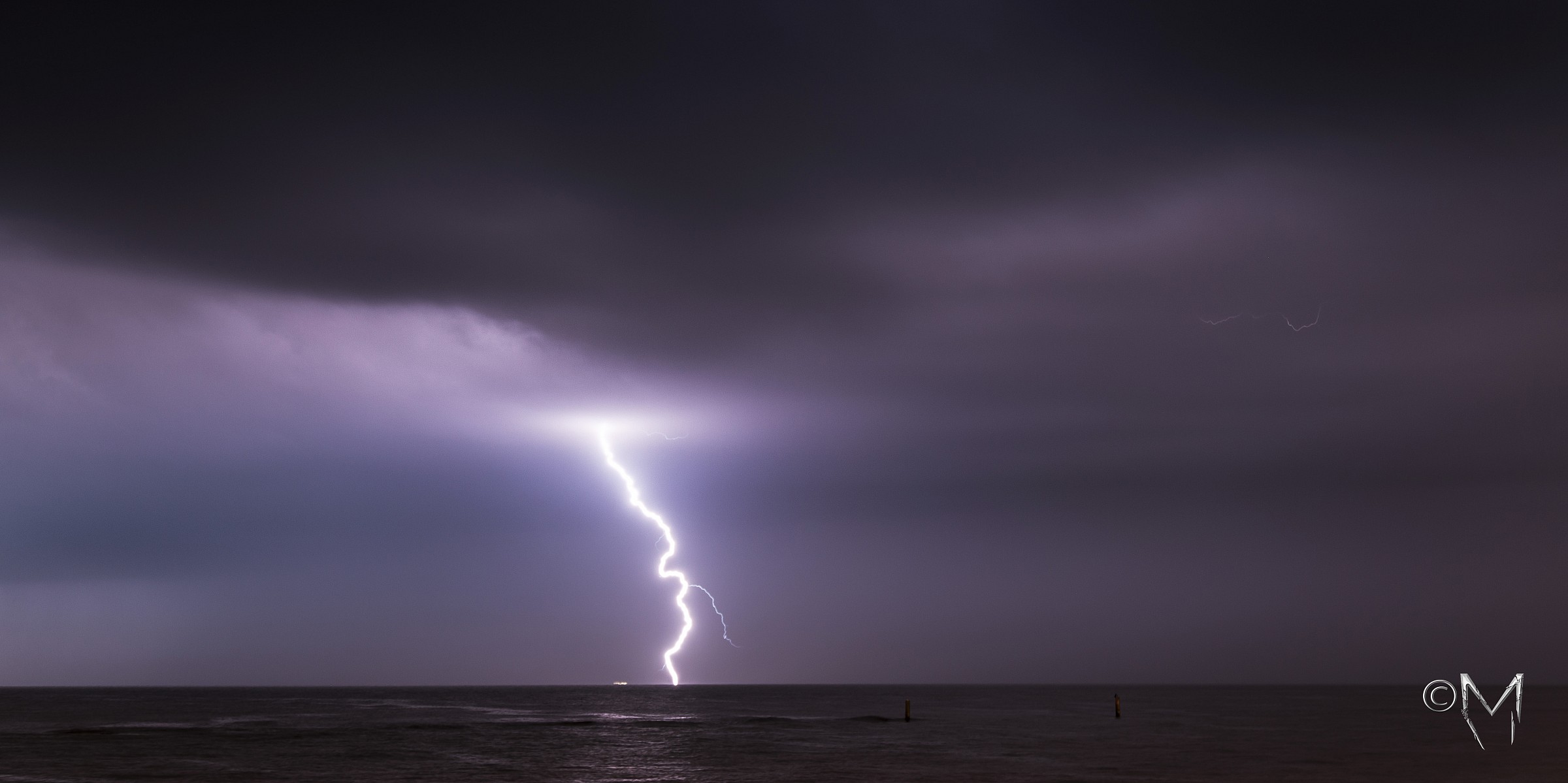 Waiting for the thunder...