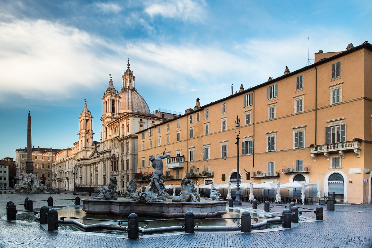 Alba su piazza Navona