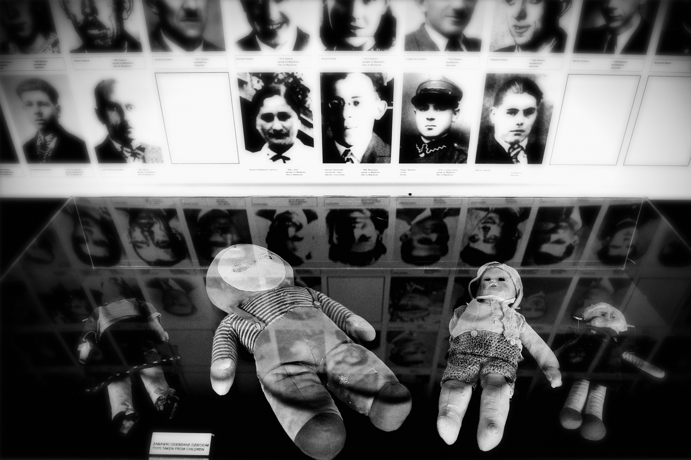 Dolls of prisoners
