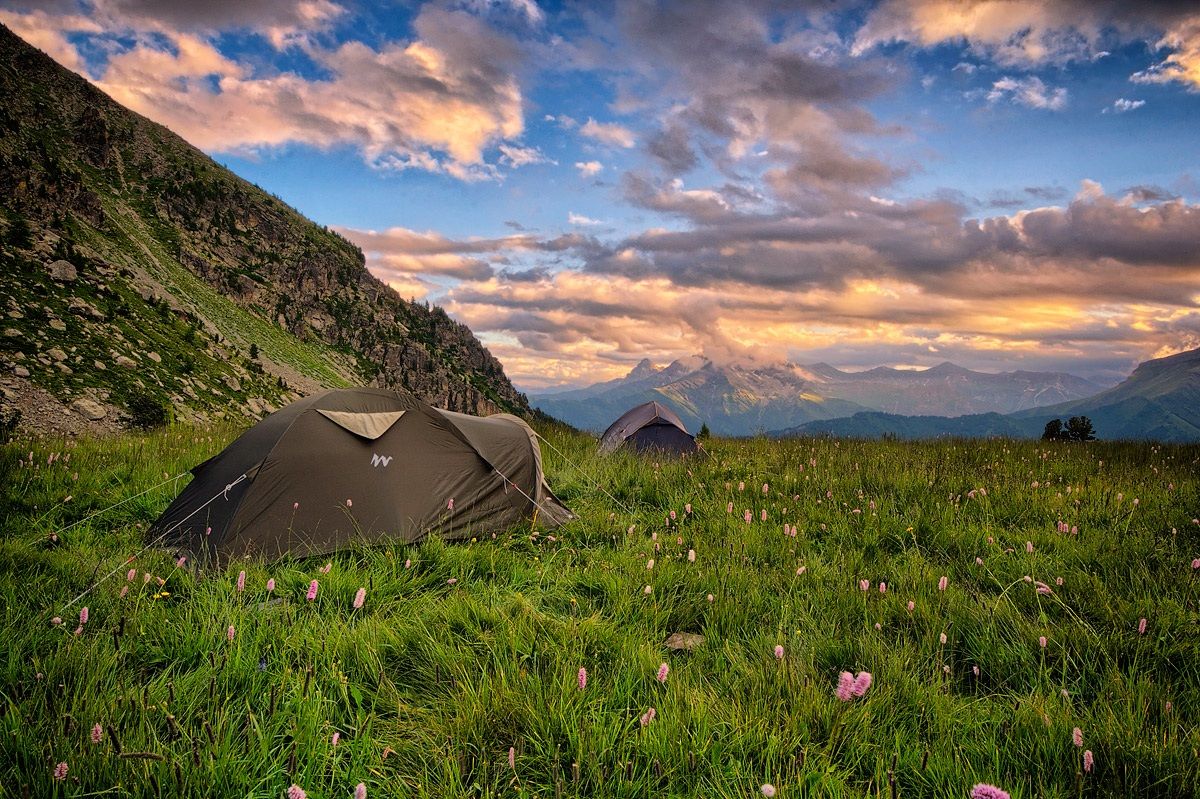 Campeggiando al tramonto