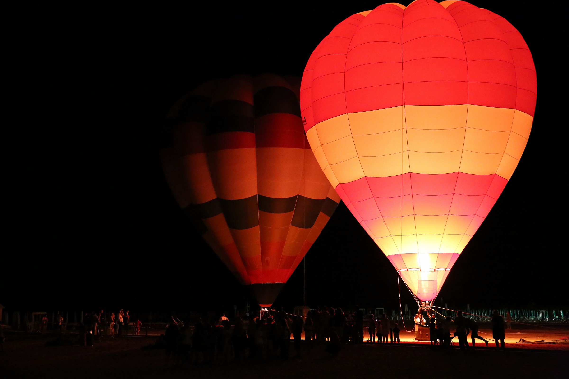 The large lanterns 3