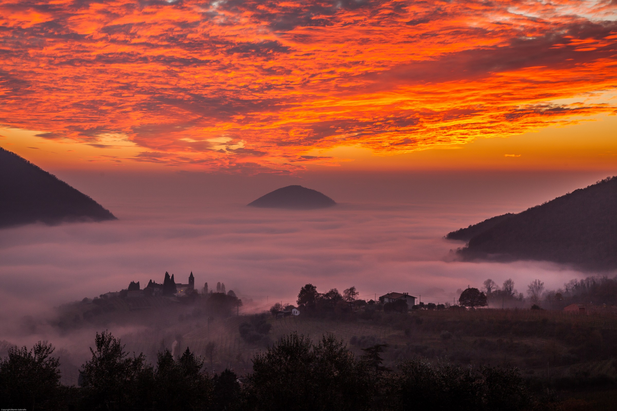 Dove il rosa e il rosso si confondono