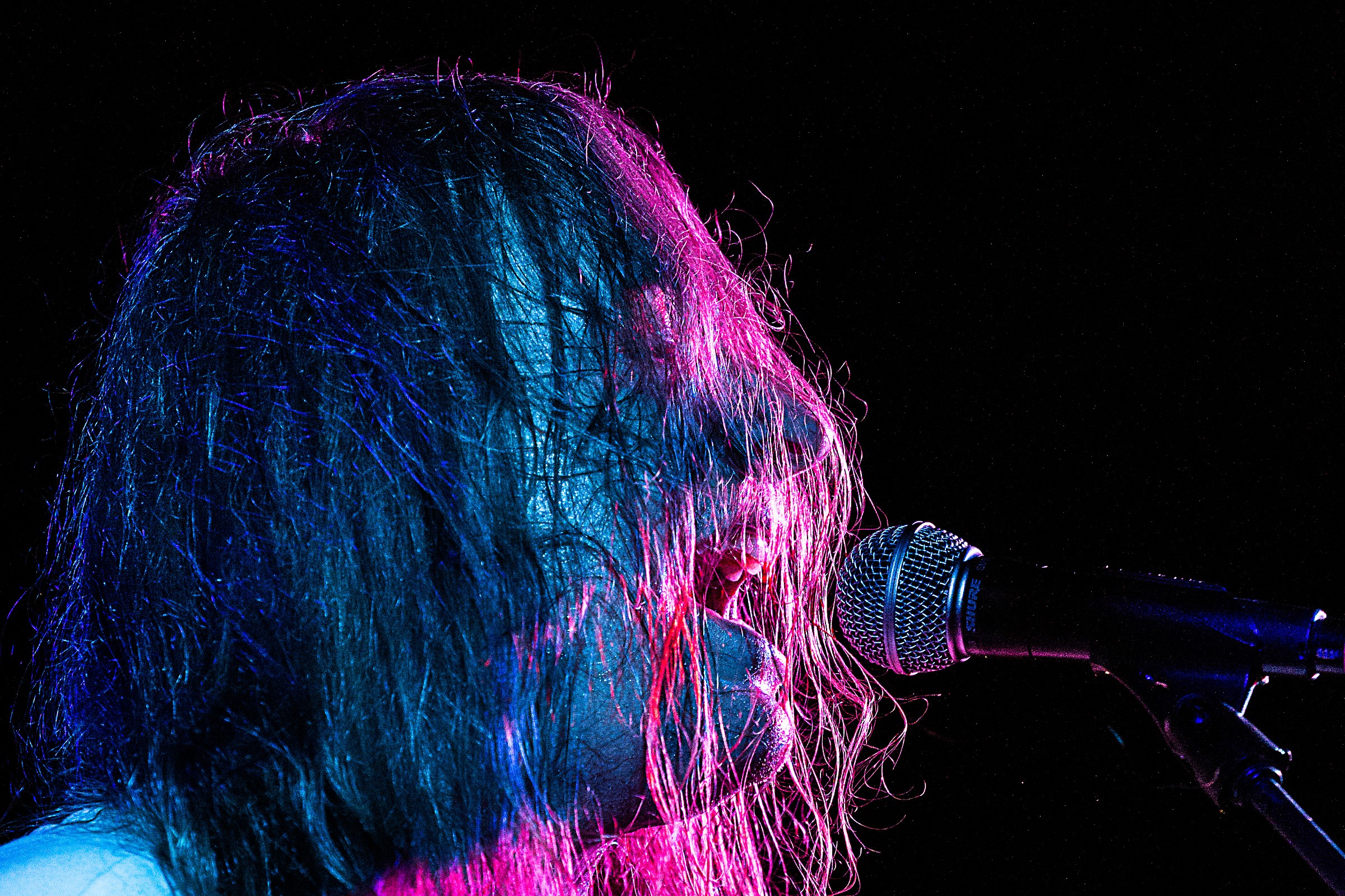 Innes Sibun in concert