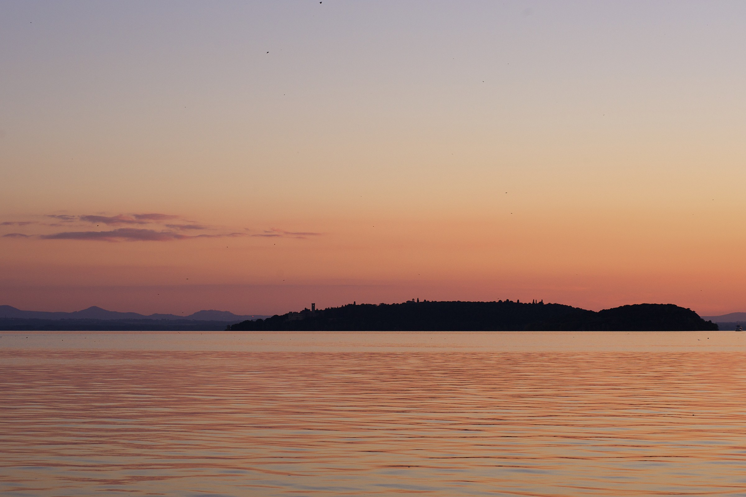 Passignano - tramonto sull'Isola