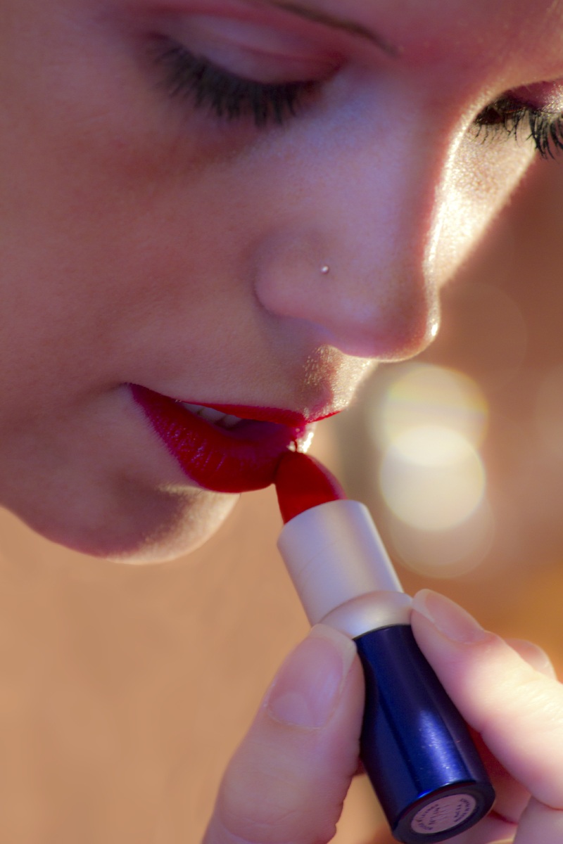 ...Le rouge a levres...