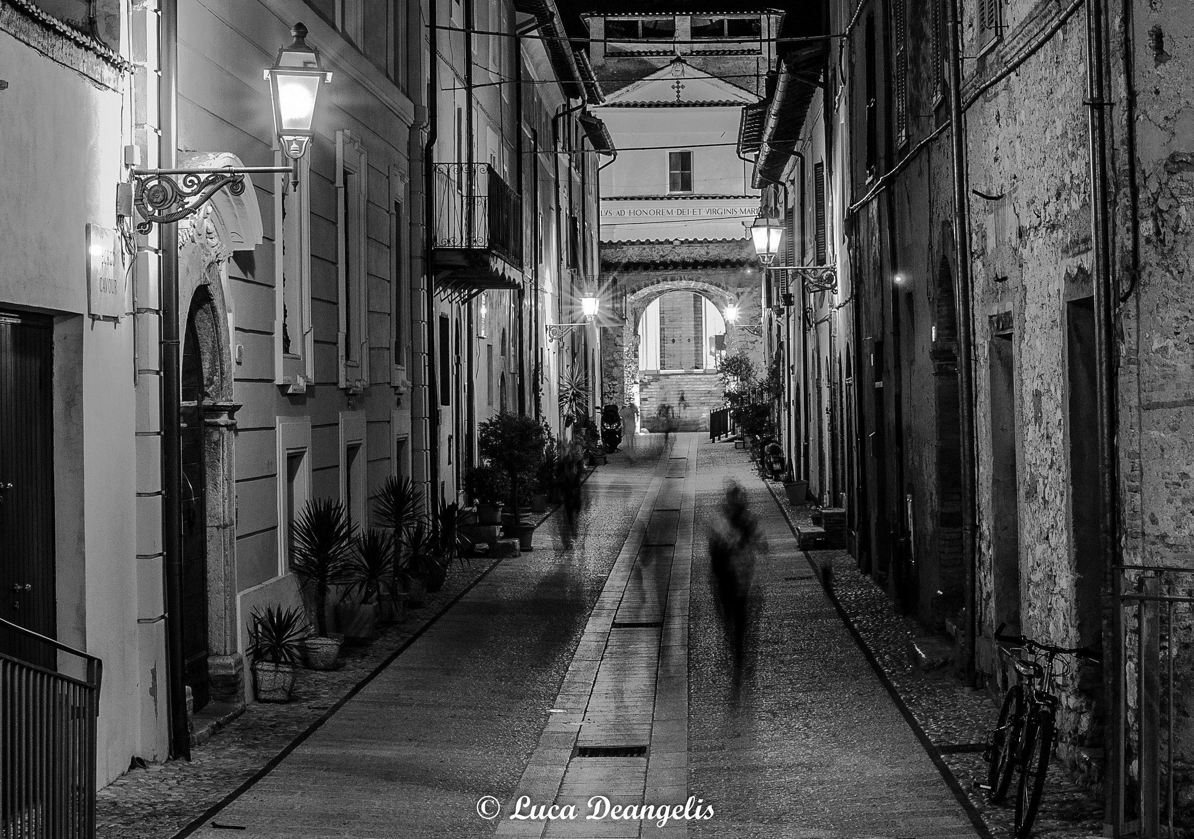 Fantasmi per le vie del borgo (versione corretta)