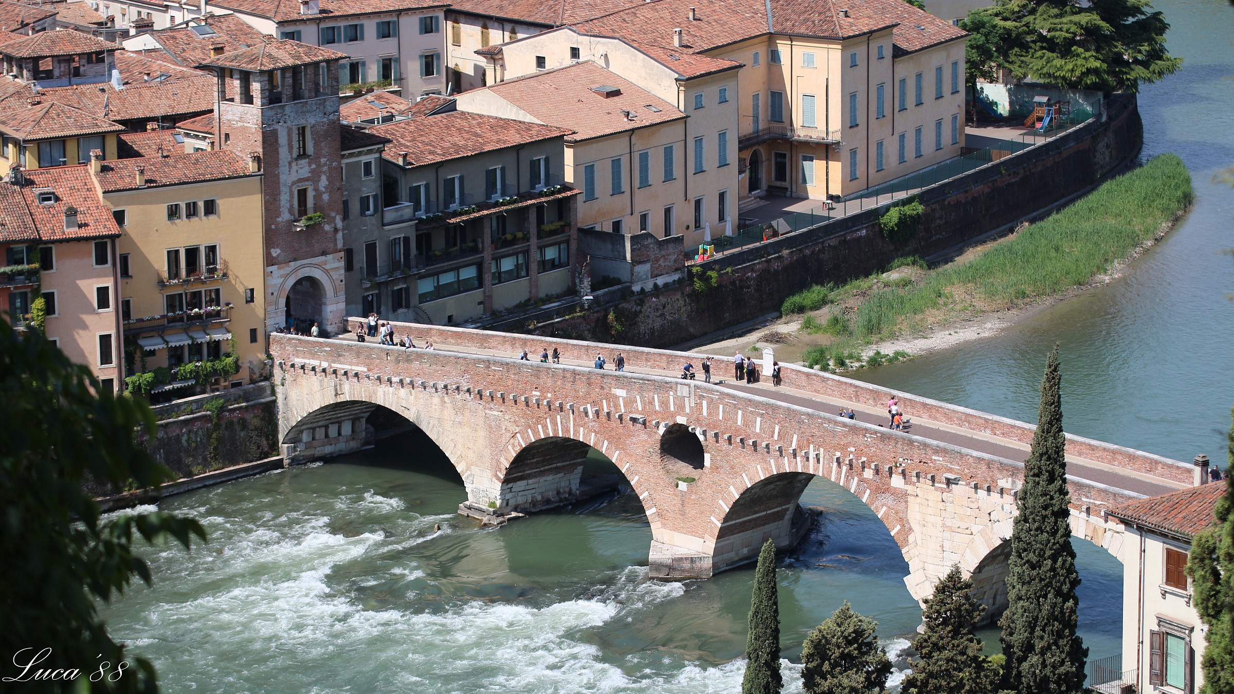 Ponte Pietra