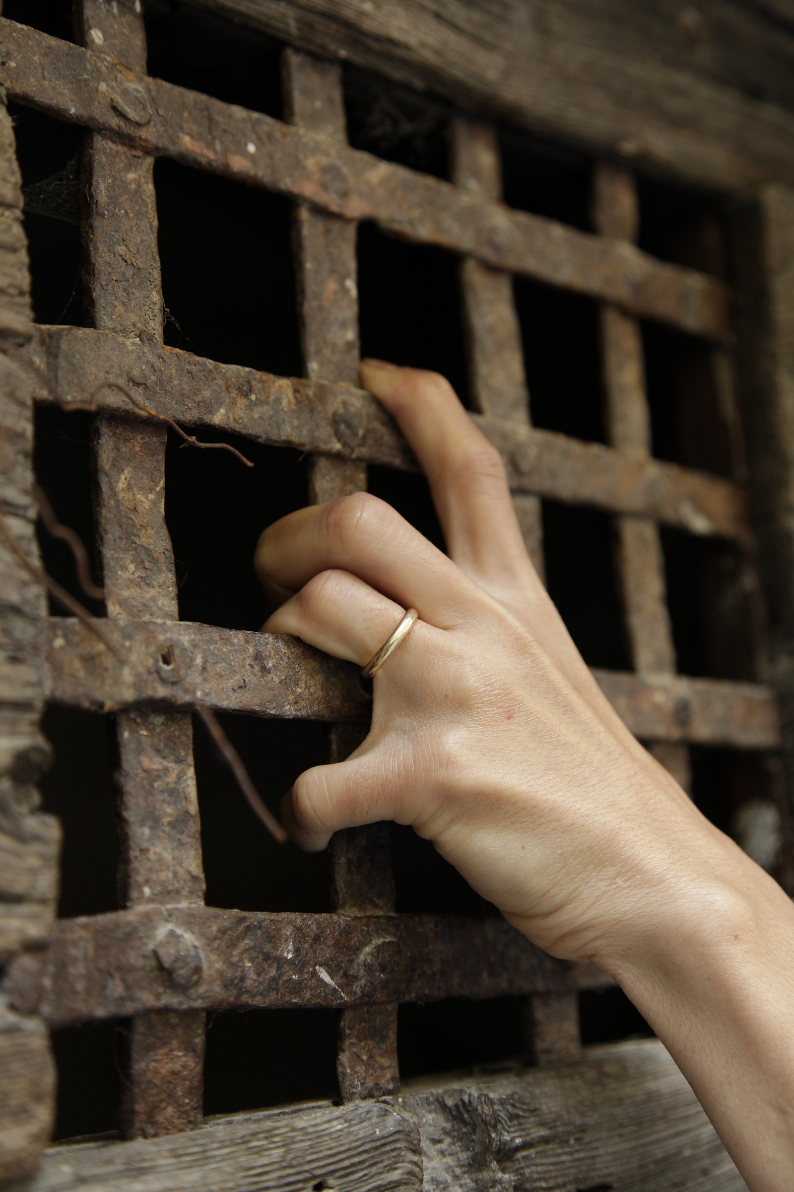 avvolte si è in gabbia senza aver commesso nulla