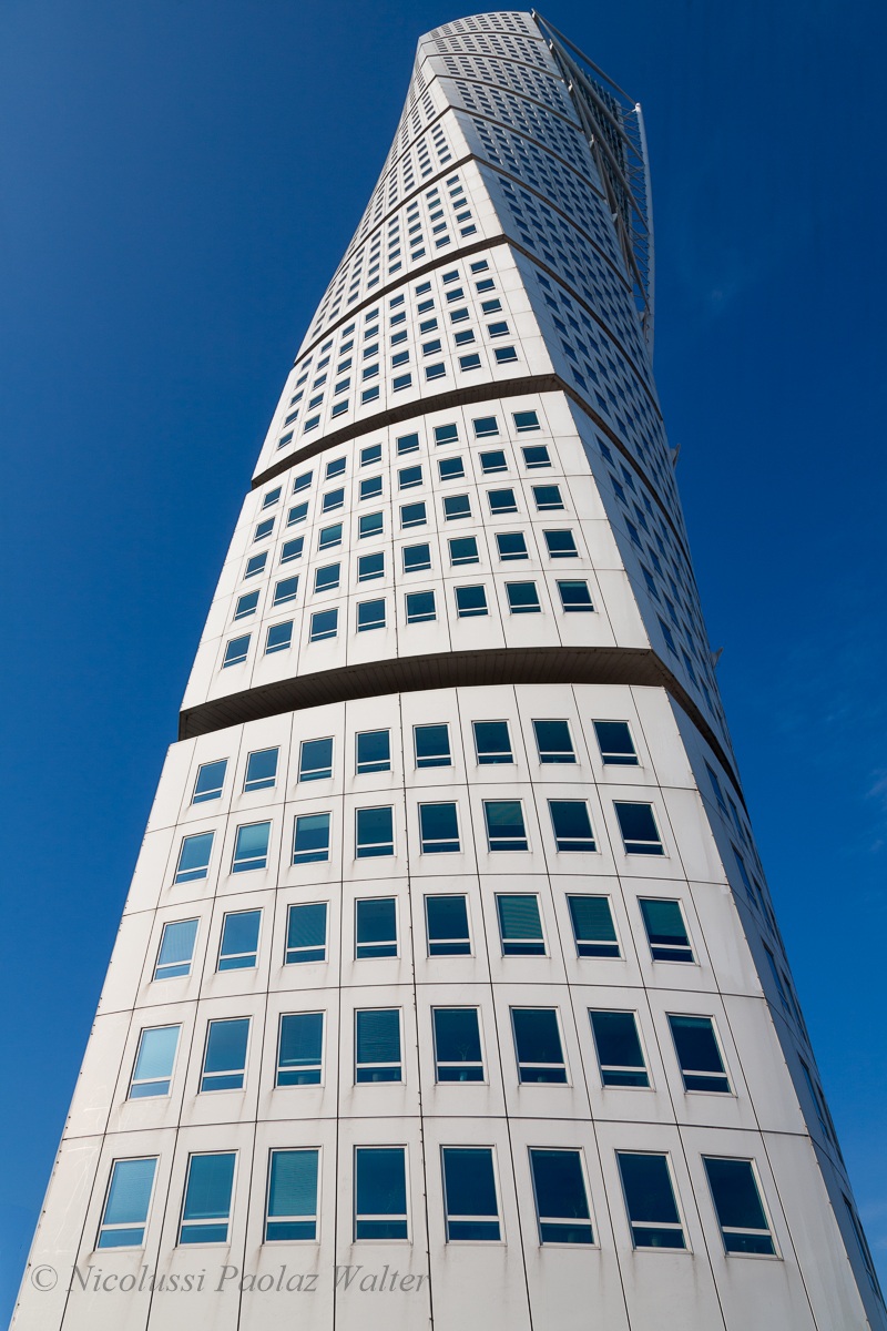 Torsione verticale (Malmo - Svezia)