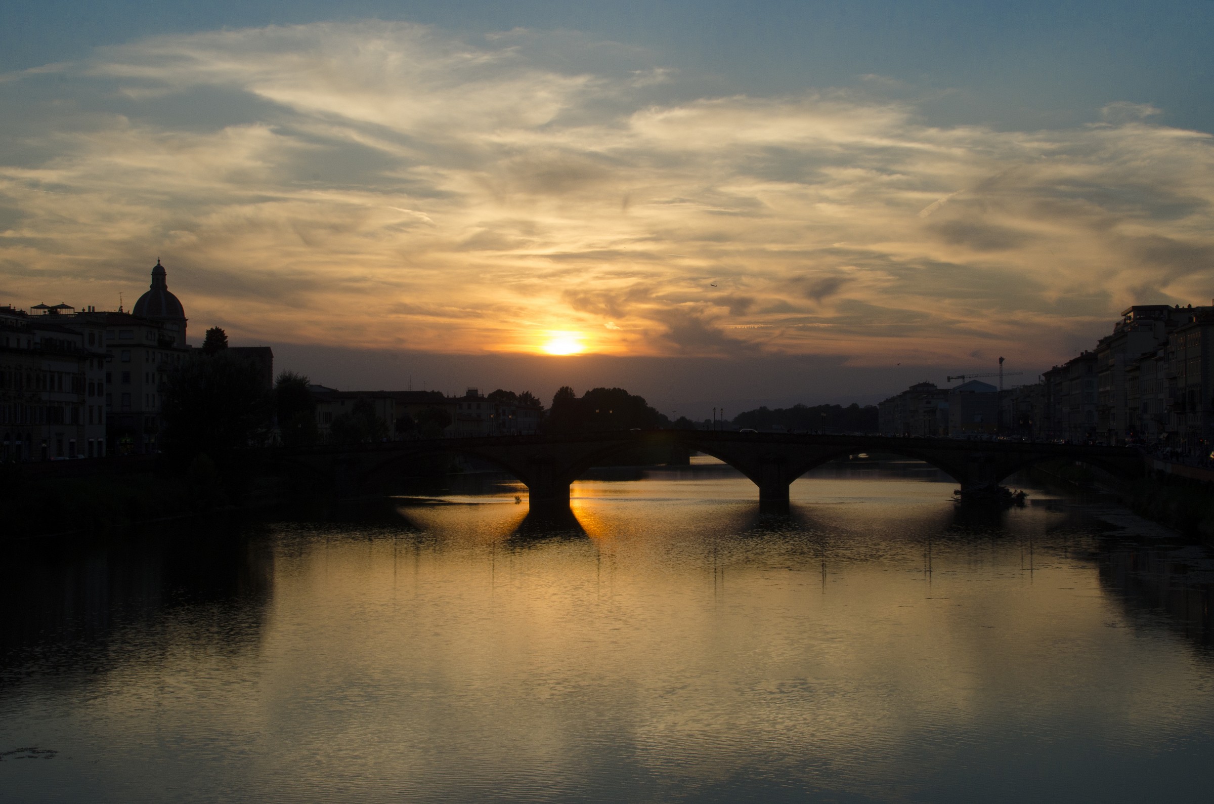 silhouette al tramonto