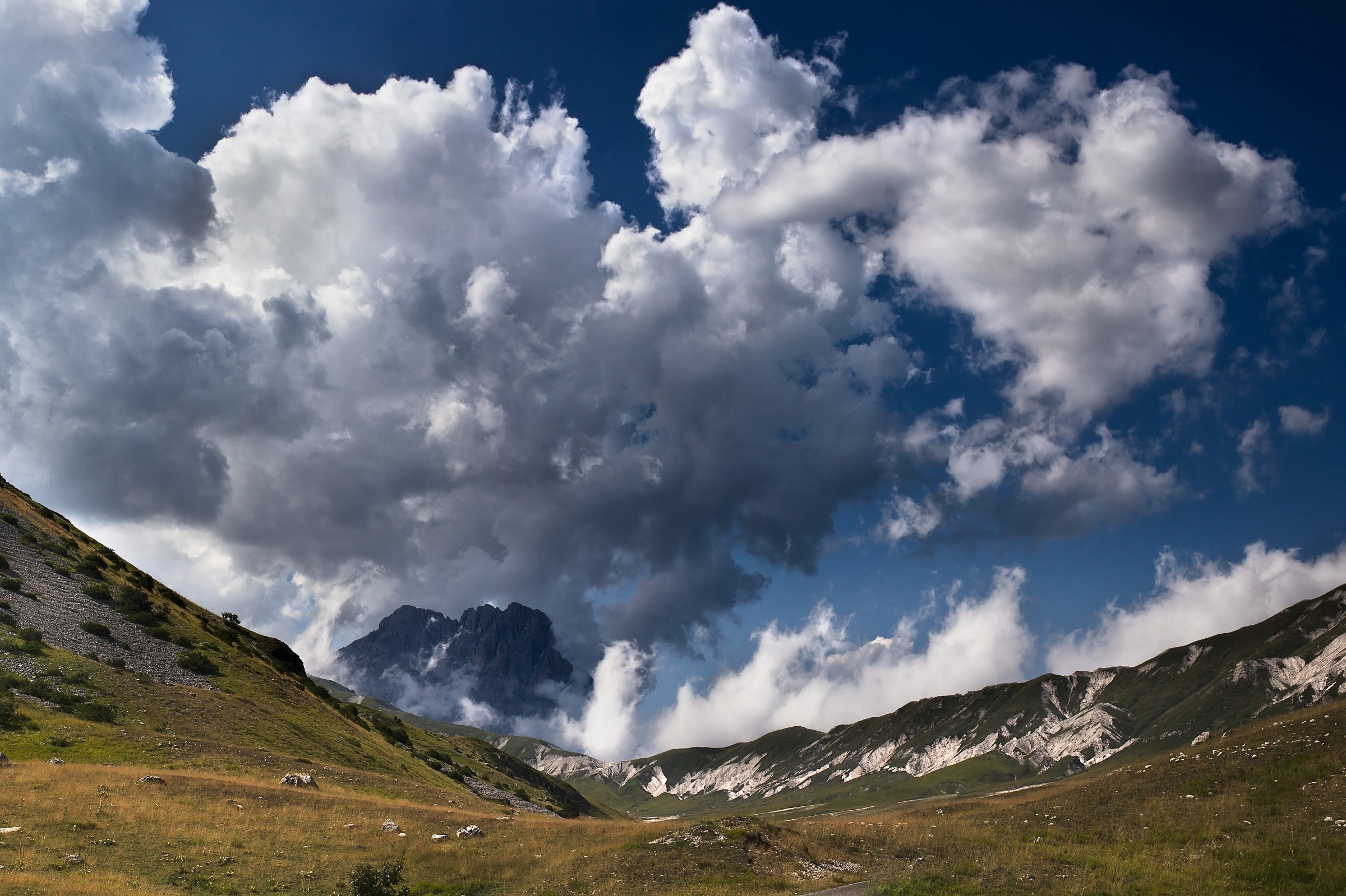 Clouds on the Gran Sasso