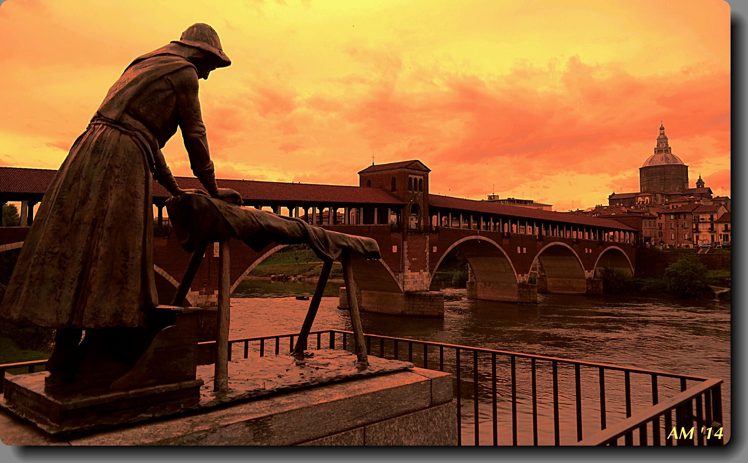 Pavia, ponte coperto, la lavandaia