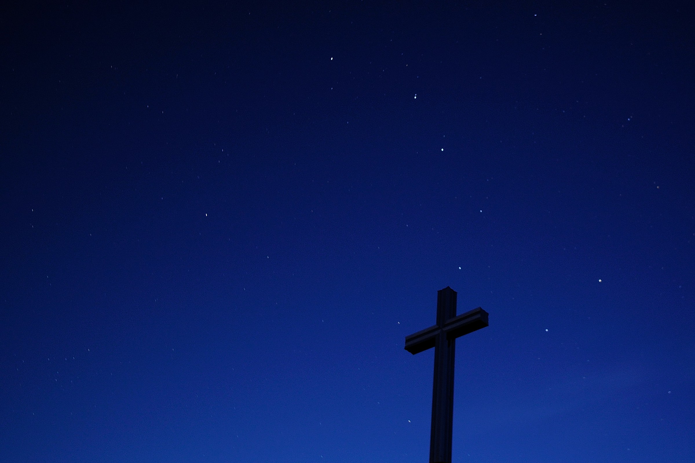 in-crosses the celestial