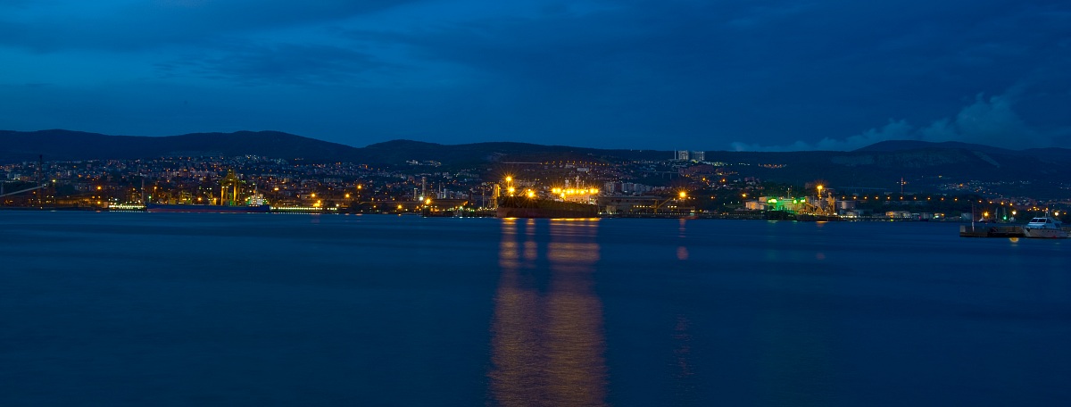 Trieste by night