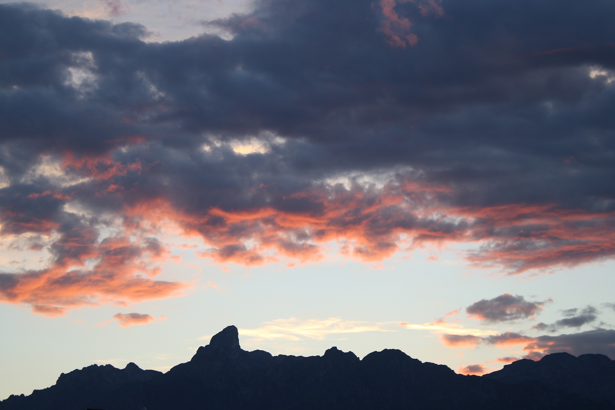 Where the sun goes to rest ...