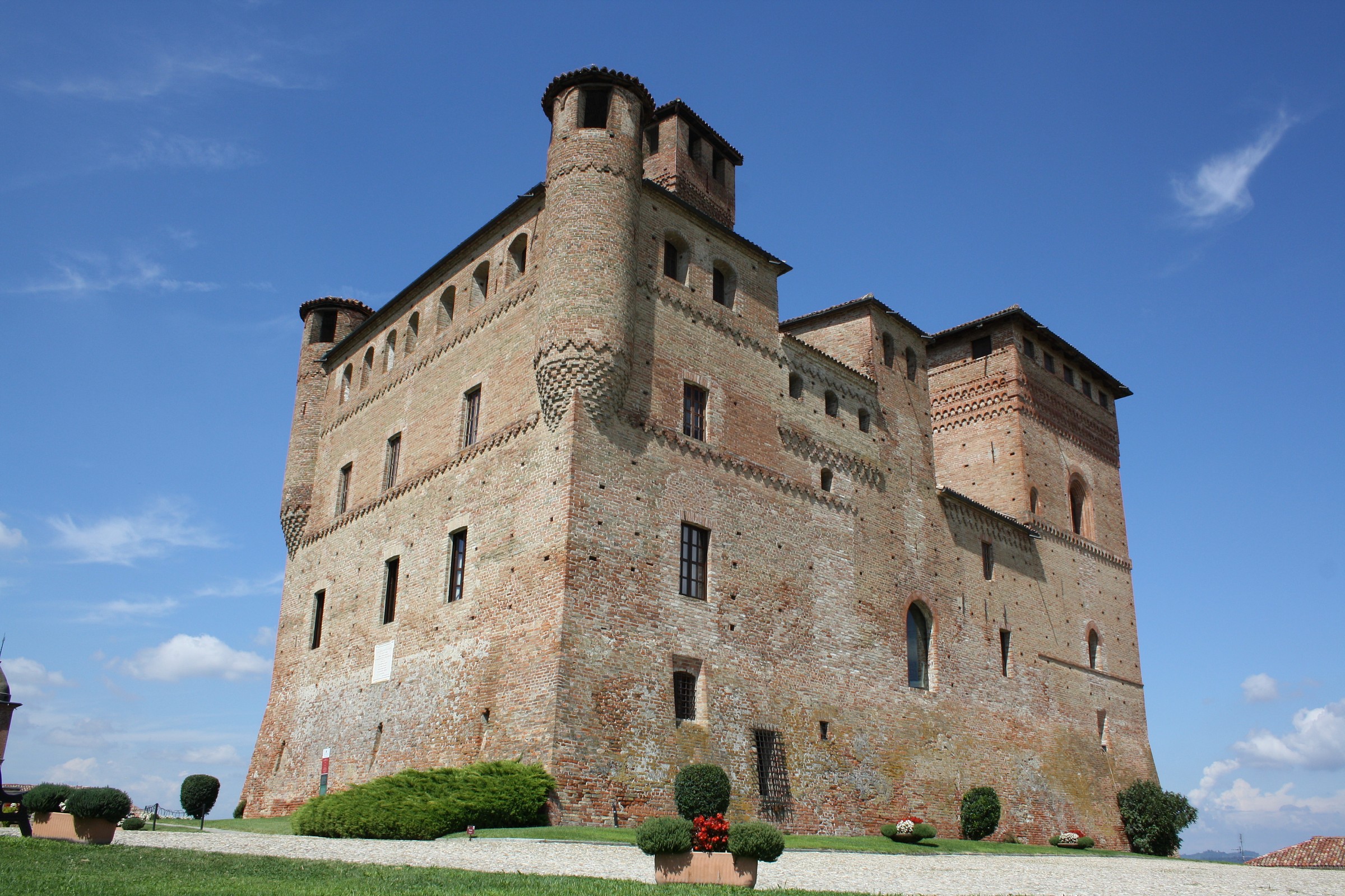 Castello di Grinzane Cavour (CN) Canon EOS 1000D + 18-55