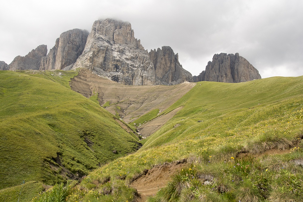 Return to the Sella pass