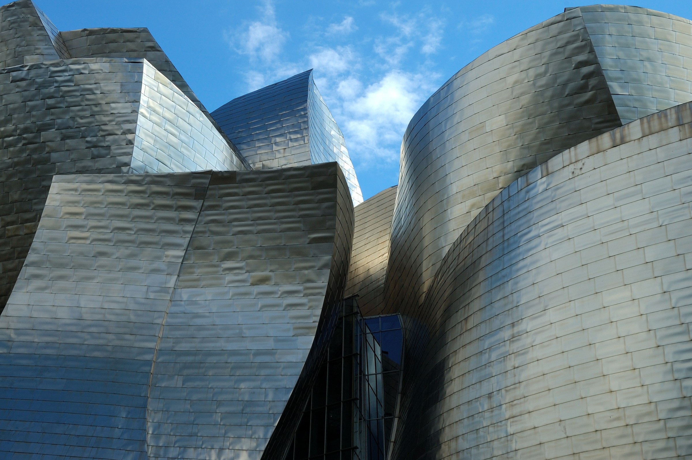 Guggenheim silhouette