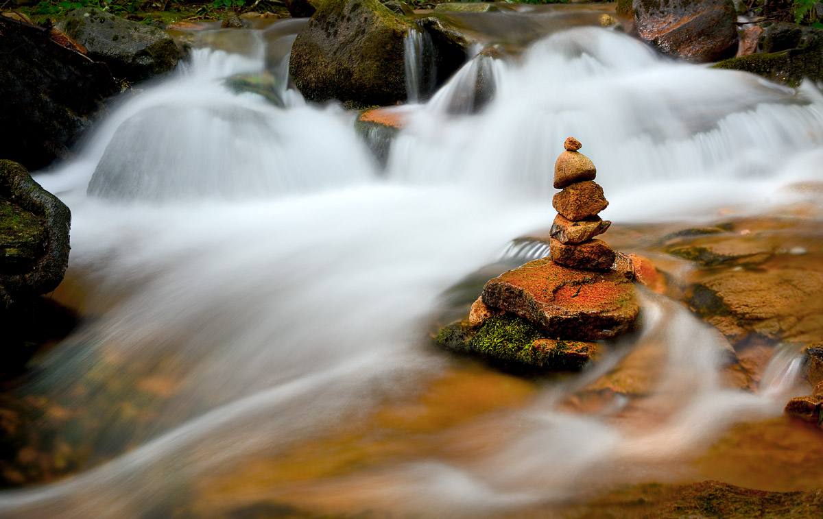 Electricity, water and rocks