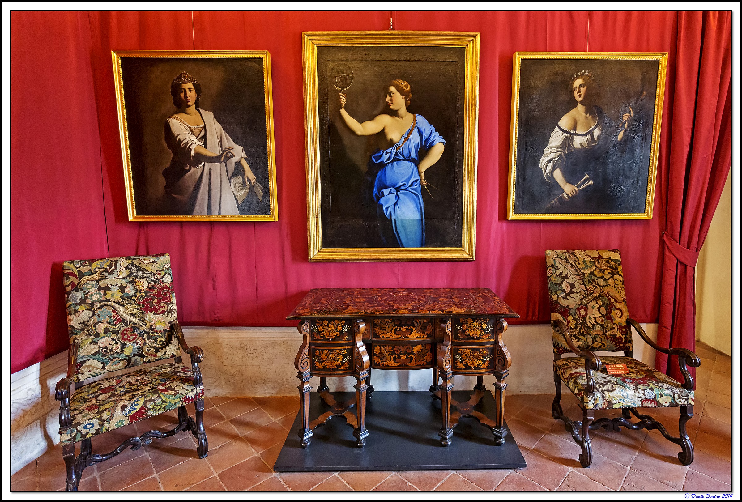 The desk of Madama Reale