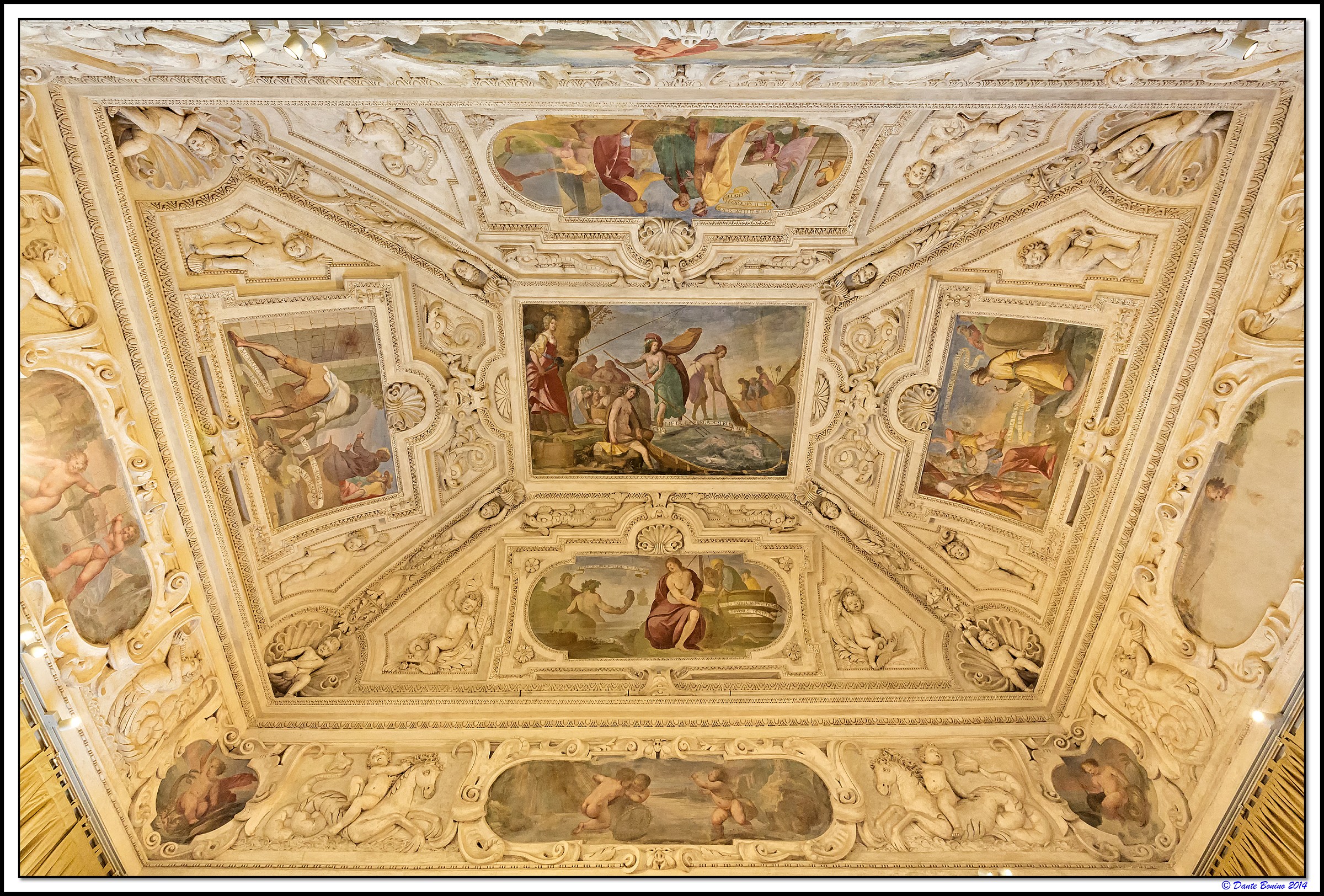 The hall of Hunts Aquatic