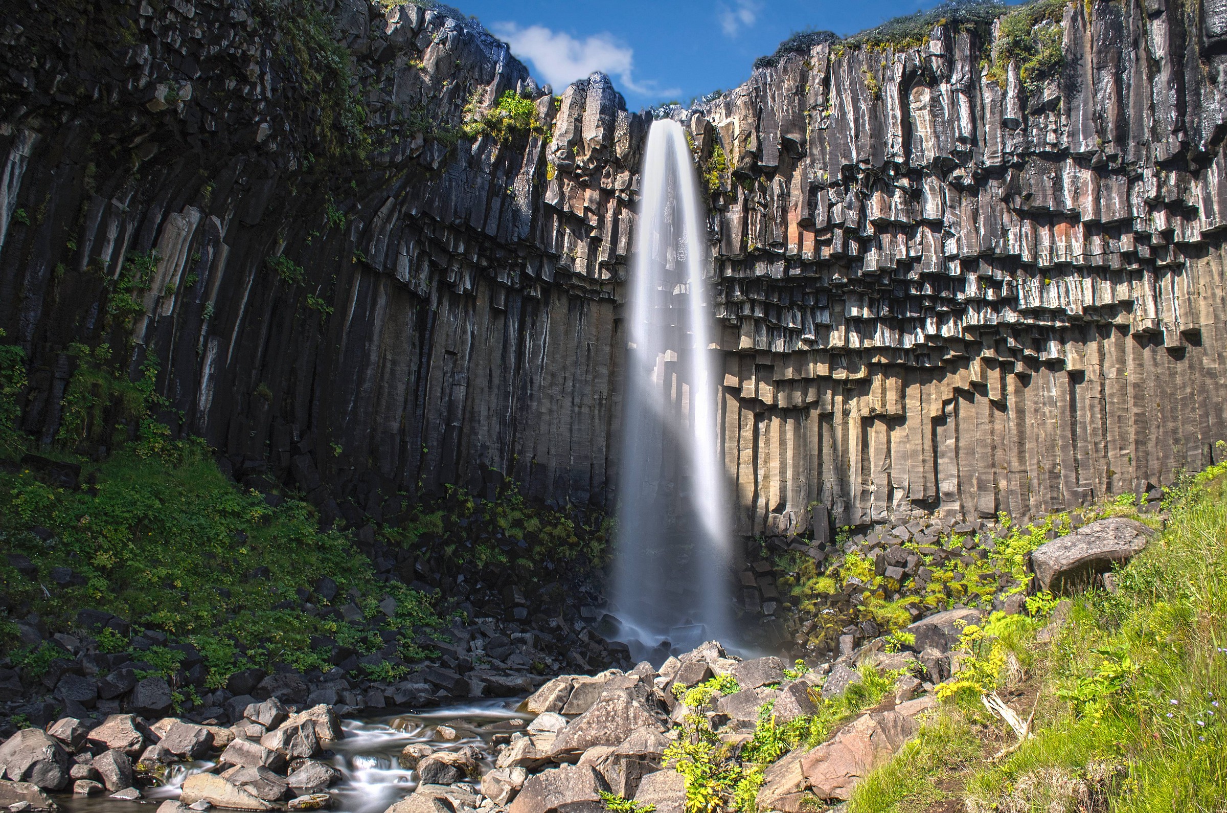 Svartifoss, tra le colonne di basalto