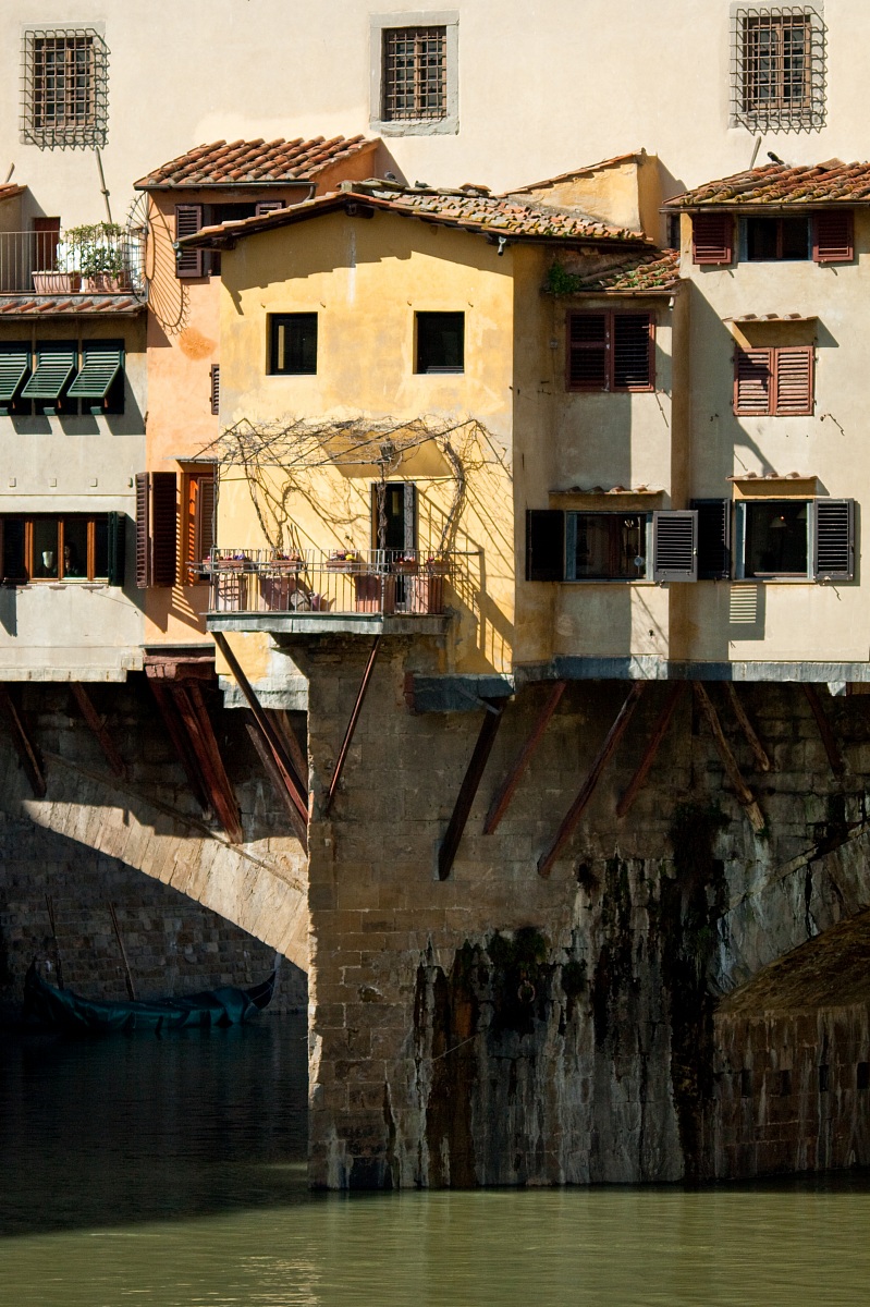 terrace overlooking the arno ...
